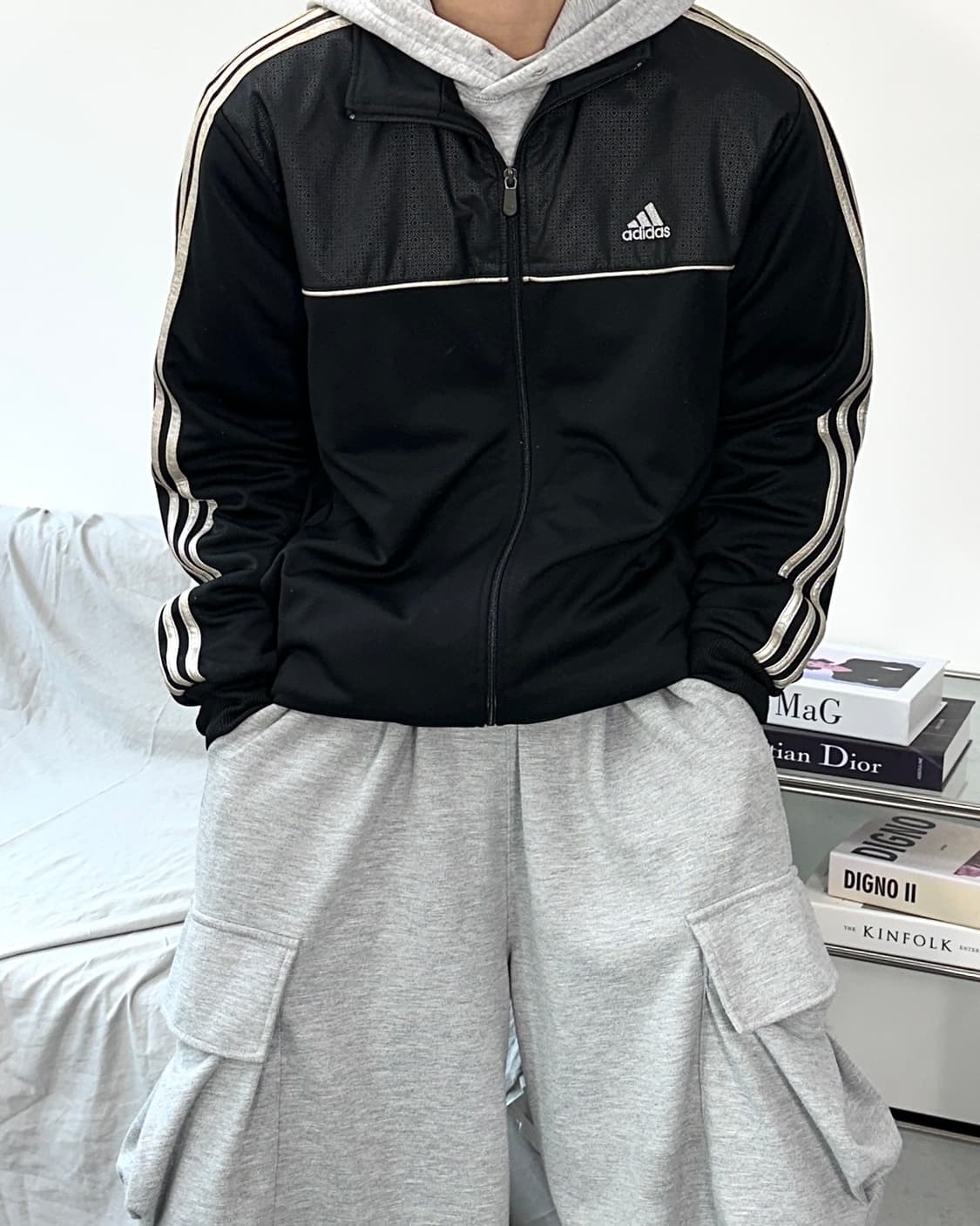 아디다스 블랙 골드 트랙탑 져지 XL 상품이미지1