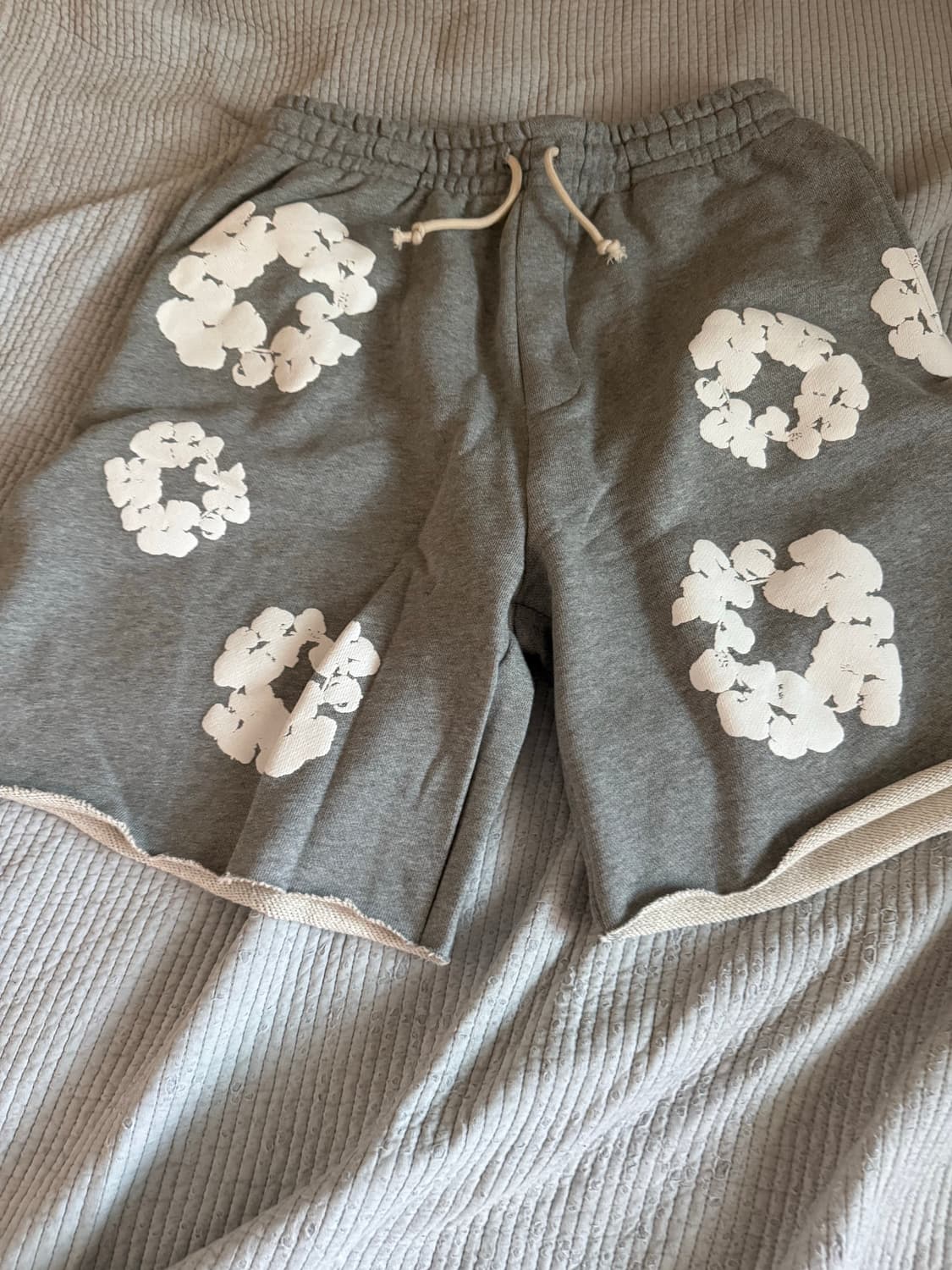 급처)데님 티어스 회색 반바지 새상품 상품이미지1