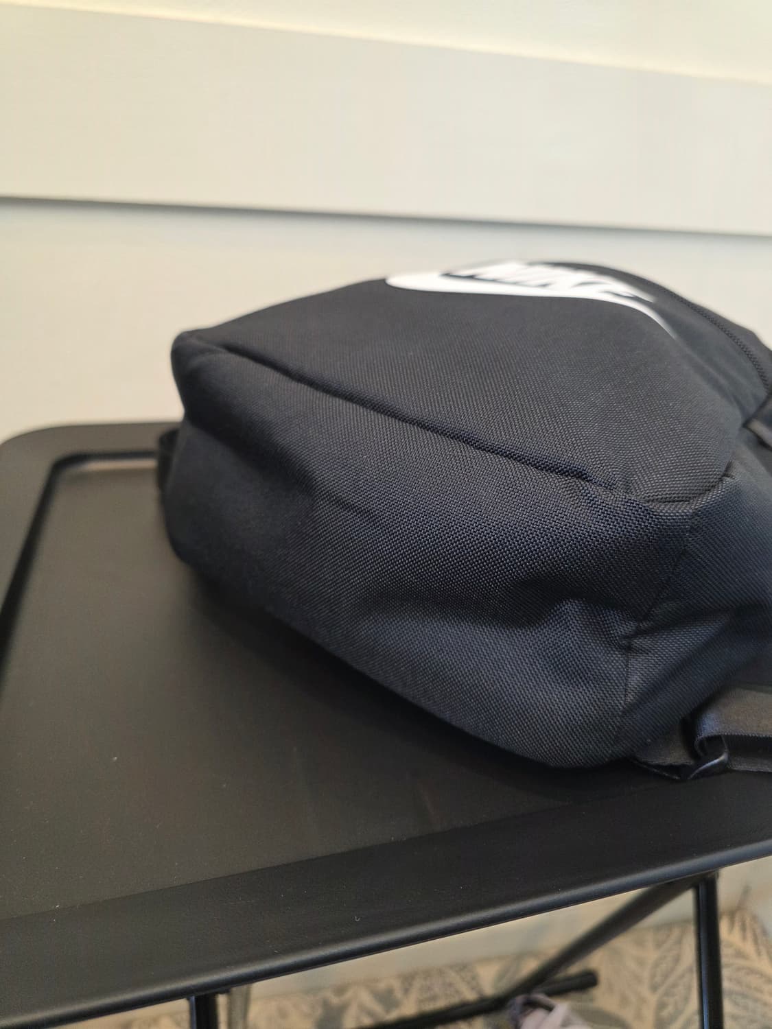 나이키 푸츄라 스포츠웨어 365 미니백팩  블랙 미니 백팩 상품이미지5