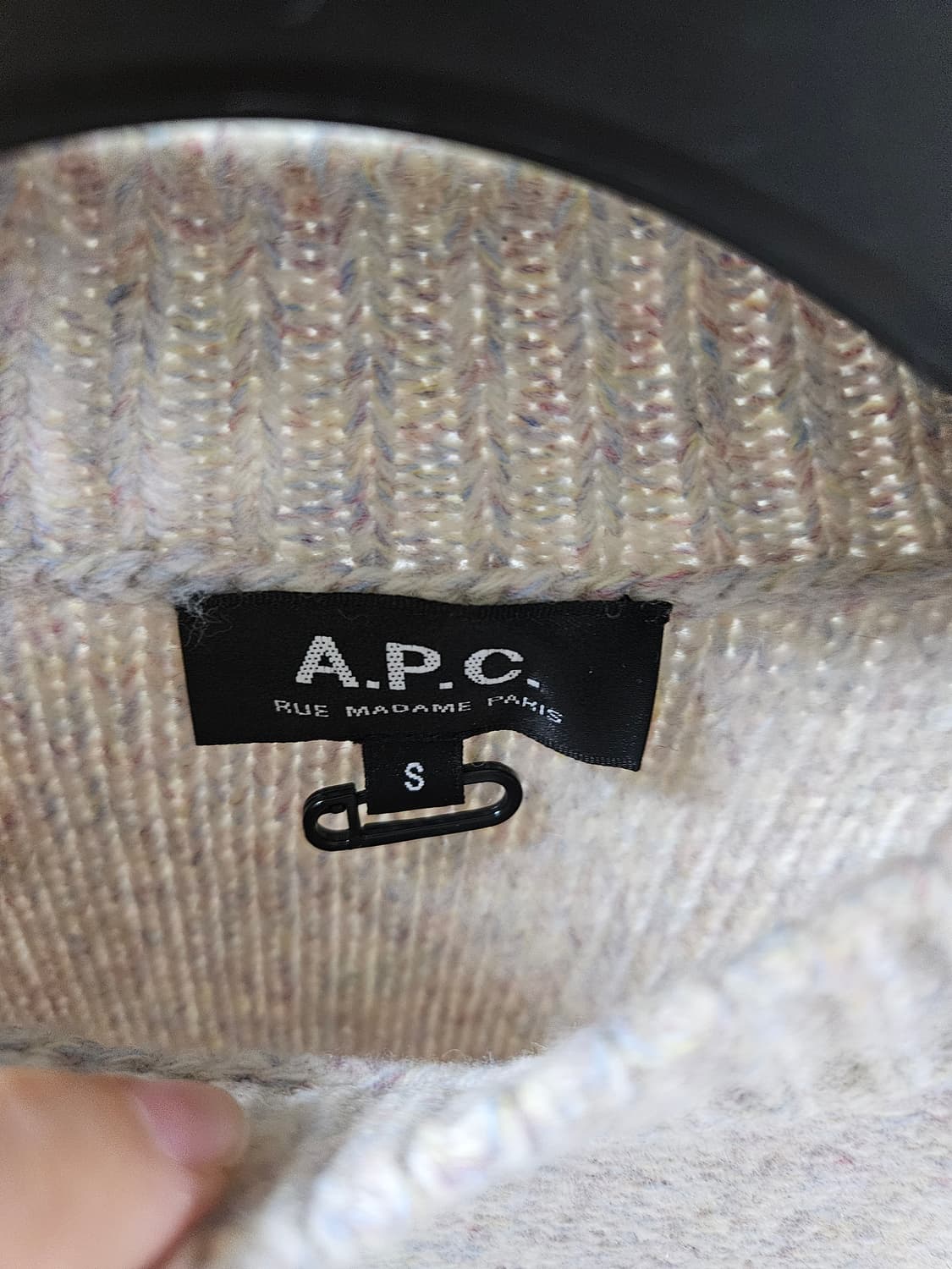 미착용새제품) a.p.c 울 니트 S(55) 상품이미지6