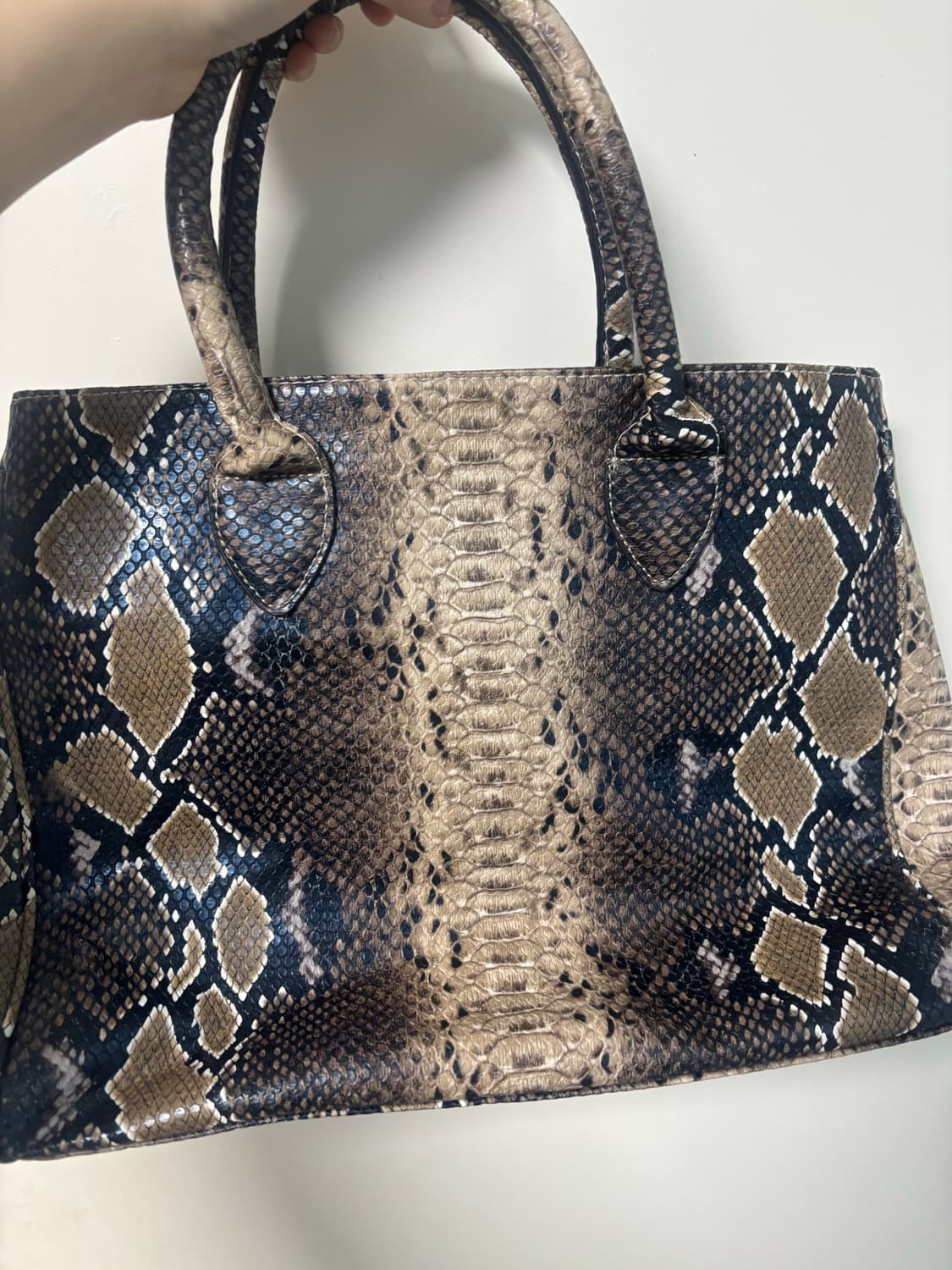 가죽가방 악어백 뱀피무늬 상품이미지1