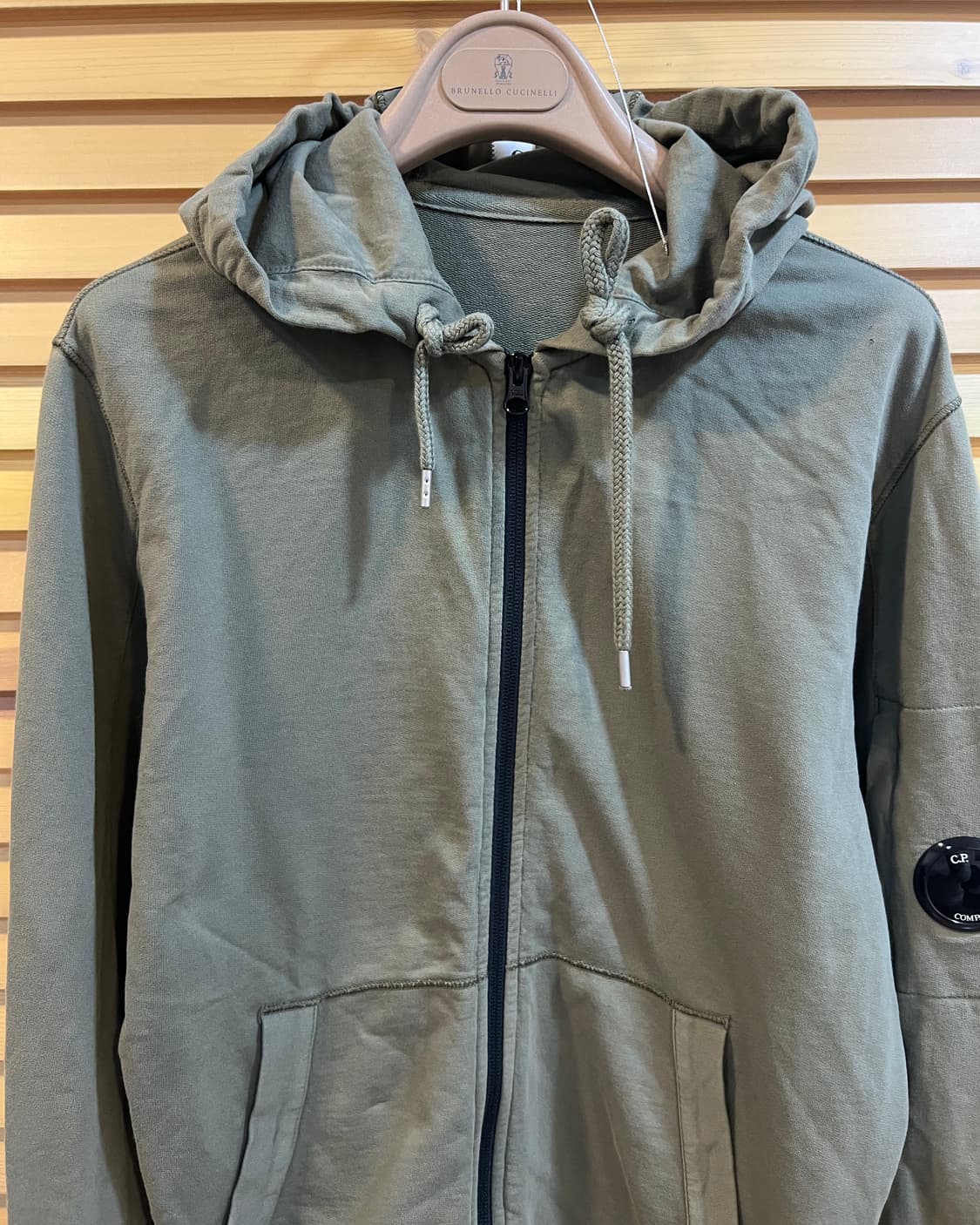  CP컴퍼니  카키 후드집업점퍼 
 상품이미지2