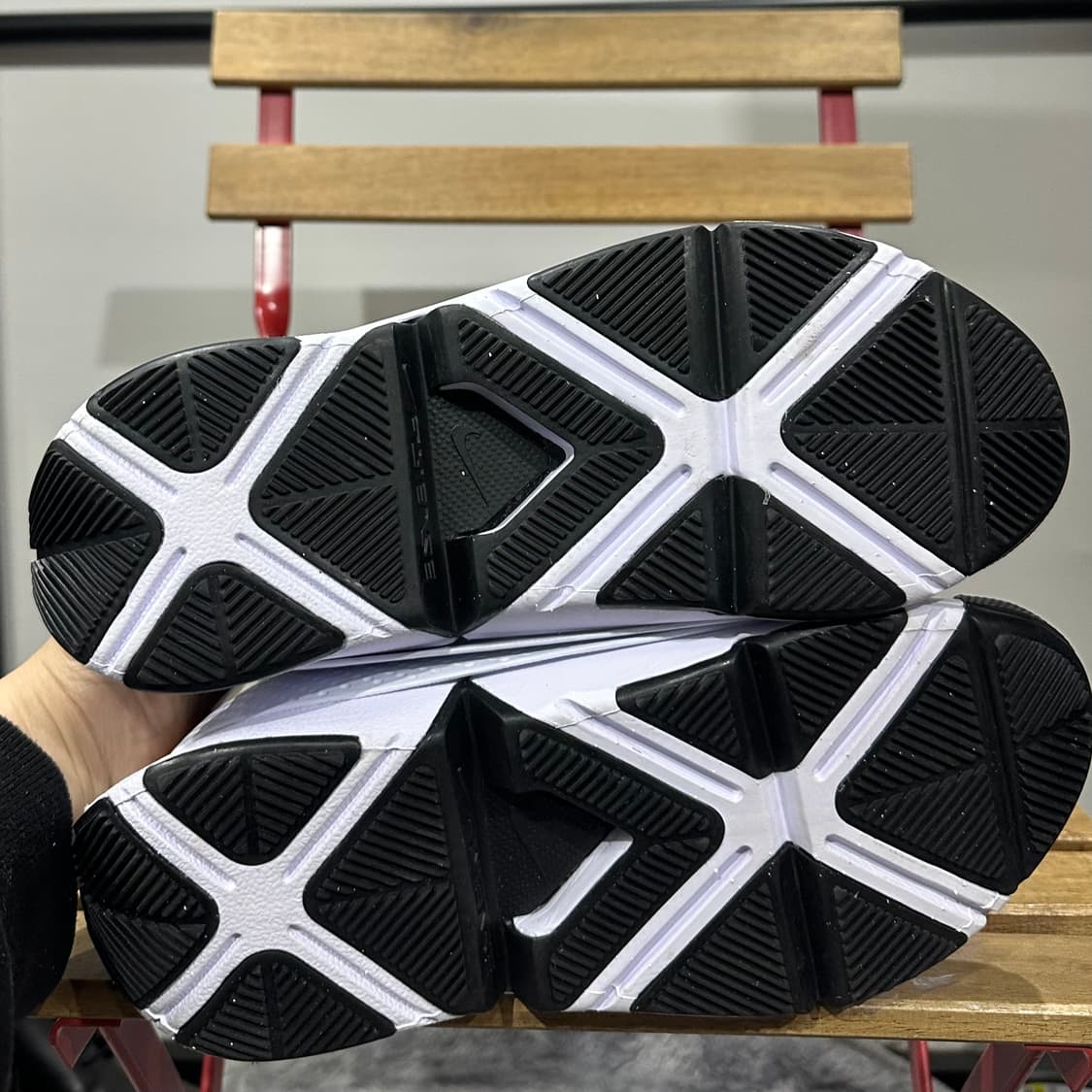 240) 나이키 운동화 여성 여자 신발 고 플라이 화이트 상품이미지5