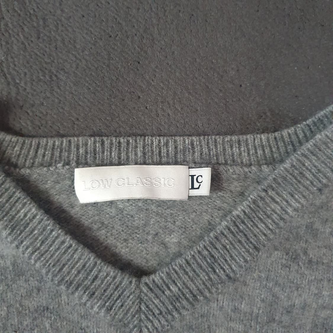 로우클래식 라쿤 울 브이넥 니트 스웨터 M 상품이미지5