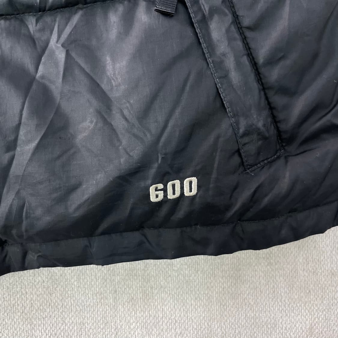 95 노스페이스 600 센터로고 구스 조끼 패딩 상품이미지4