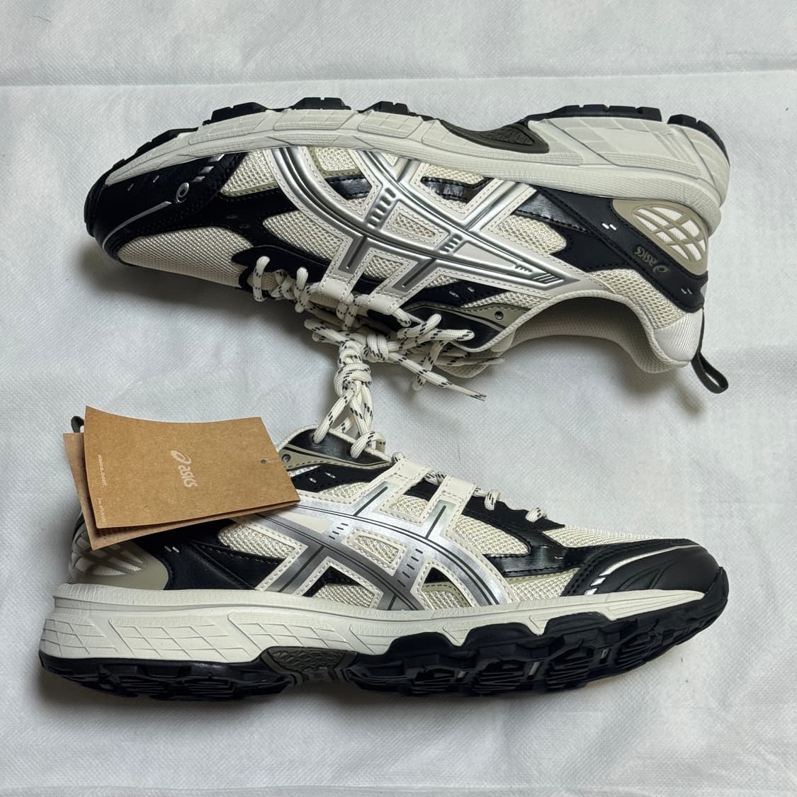 (새상품 9, 9.5) 아식스 젤 누노비키 다크올리브 크림 상품이미지3