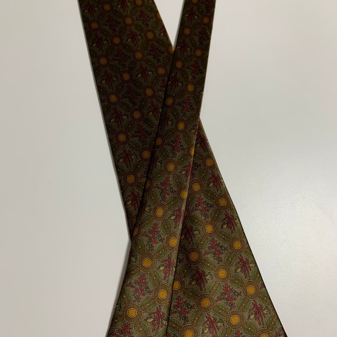 입생로랑(YSL) 페이즐리 명품넥타이 100실크 A+등급 9cm 상품이미지4