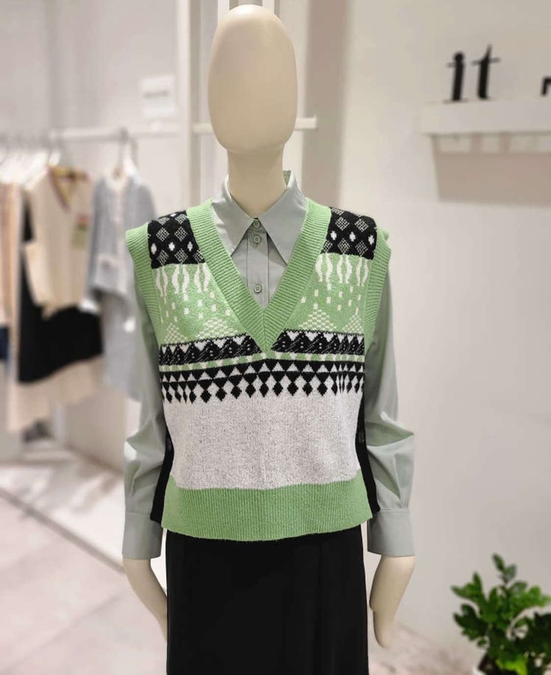 잇미샤 니트 조끼 상품이미지1