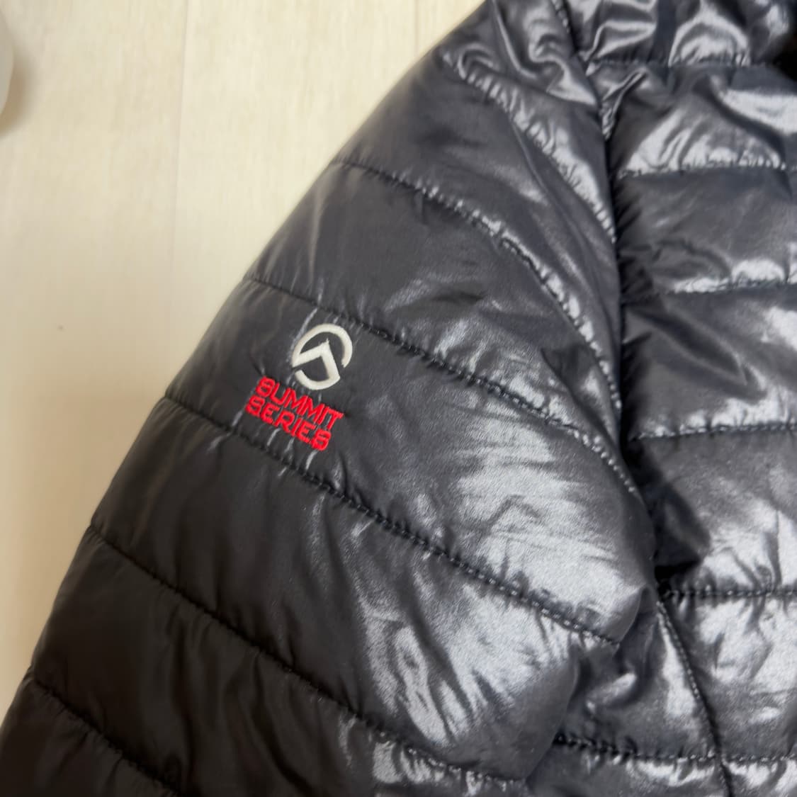 노스페이스 써밋 유광 경량패딩 상품이미지3