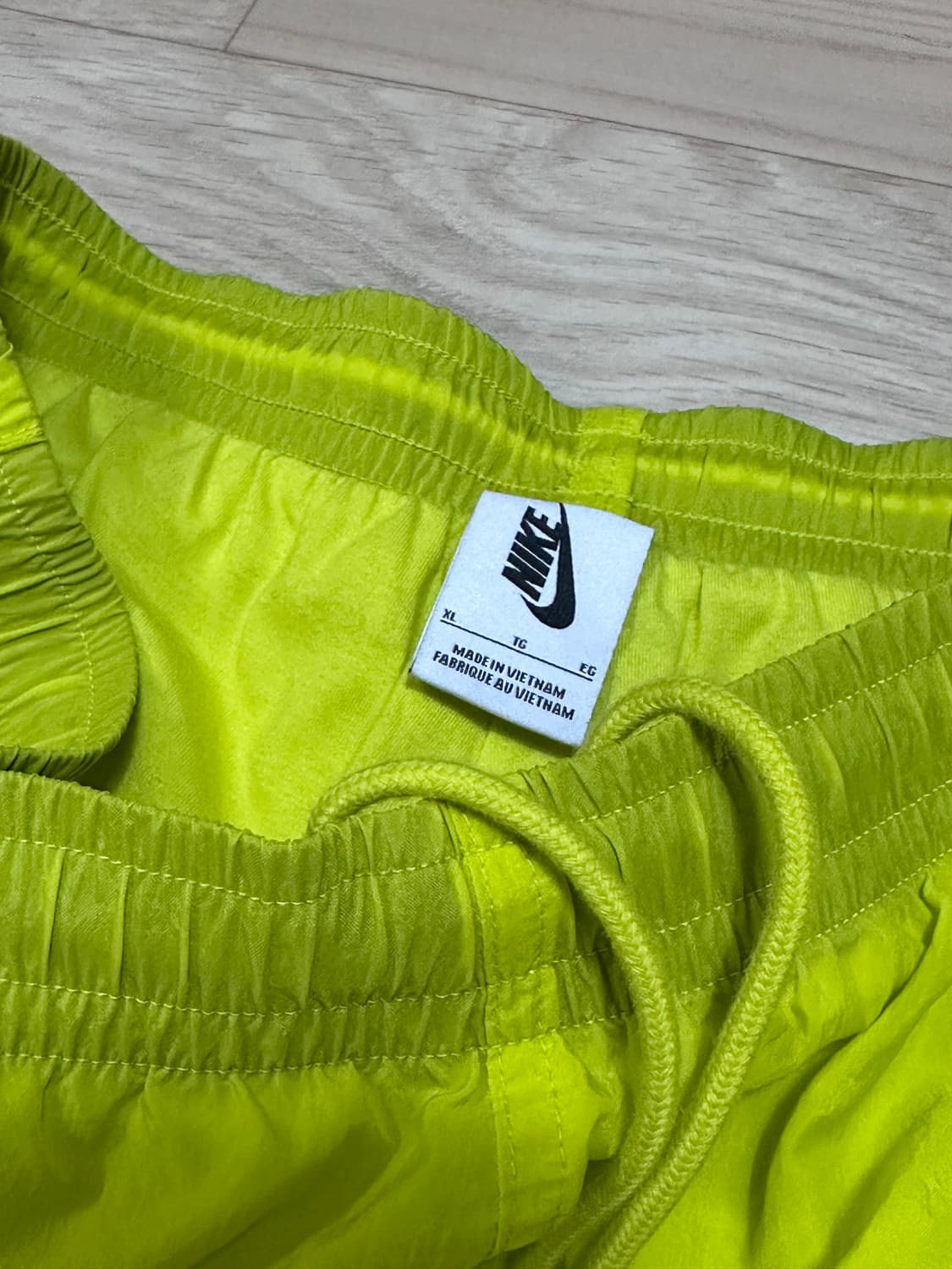 [XL] 나이키 x 킴 존스 트랙 팬츠 하이 볼티지 - US/EU 상품이미지4