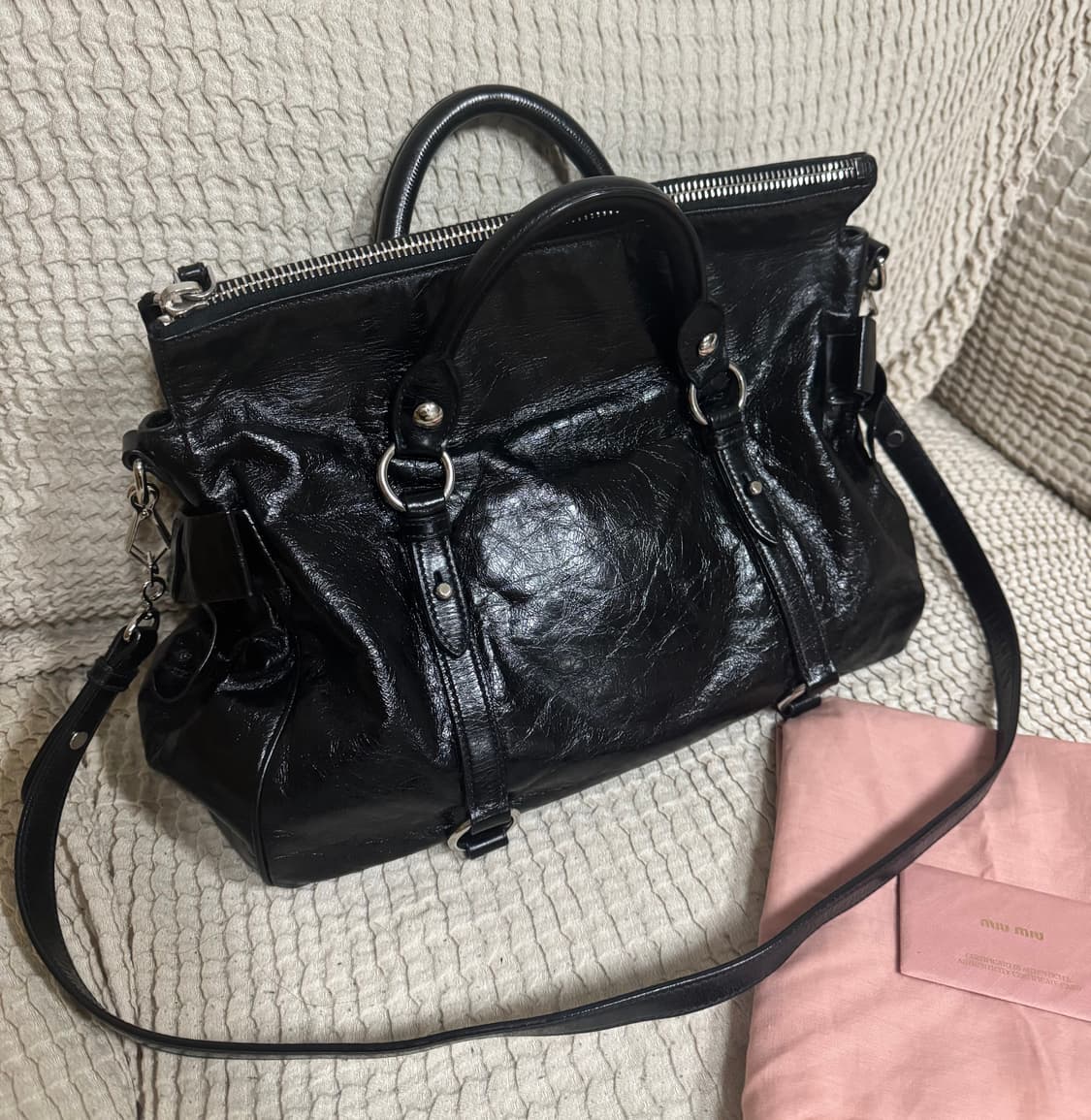 미우미우 비텔로 럭스 보우 사첼백 상품이미지3