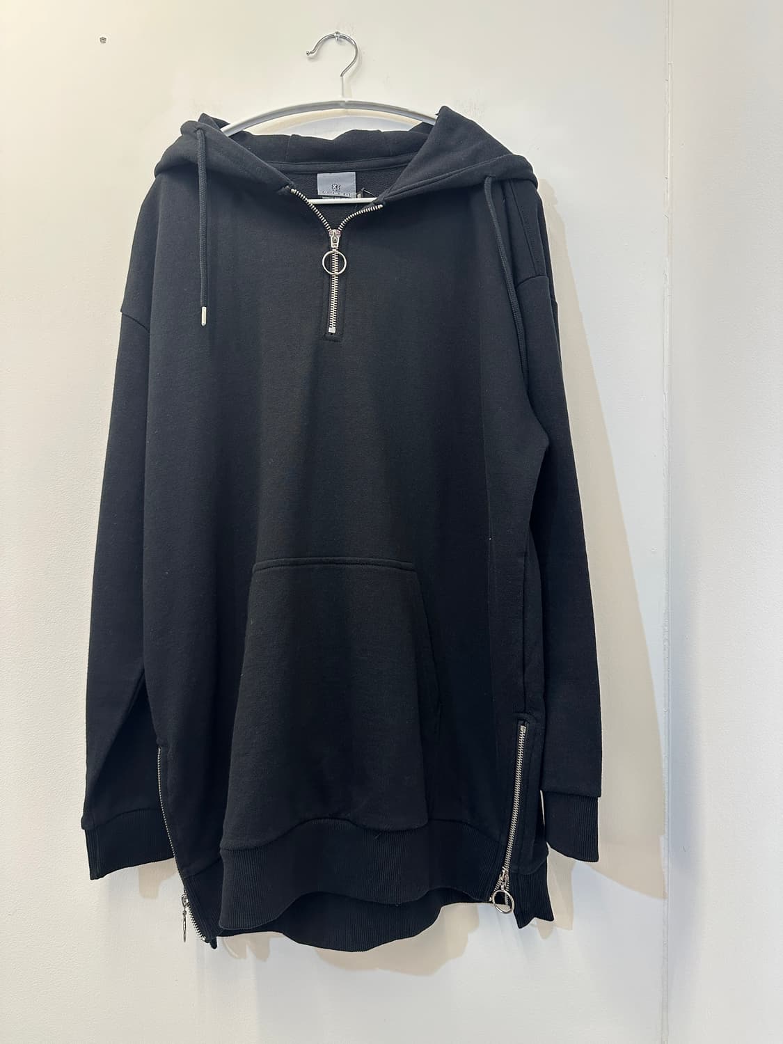 110) 푸조 블랙 아노락 후드 티셔츠 상품이미지1