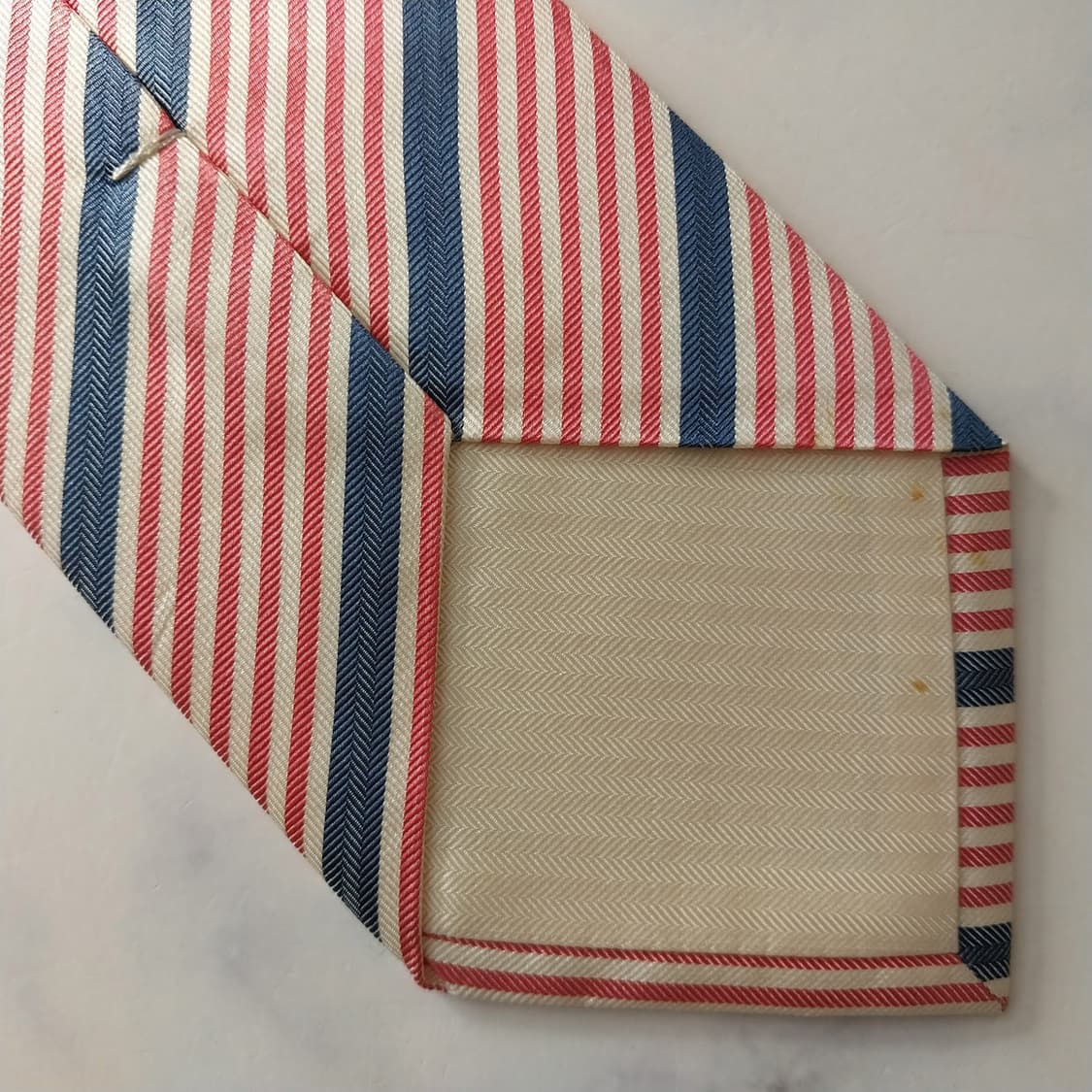 던힐 실크 핑크 스트라이프 넥타이 9.2cm A+~A등급 K1812
 상품이미지8