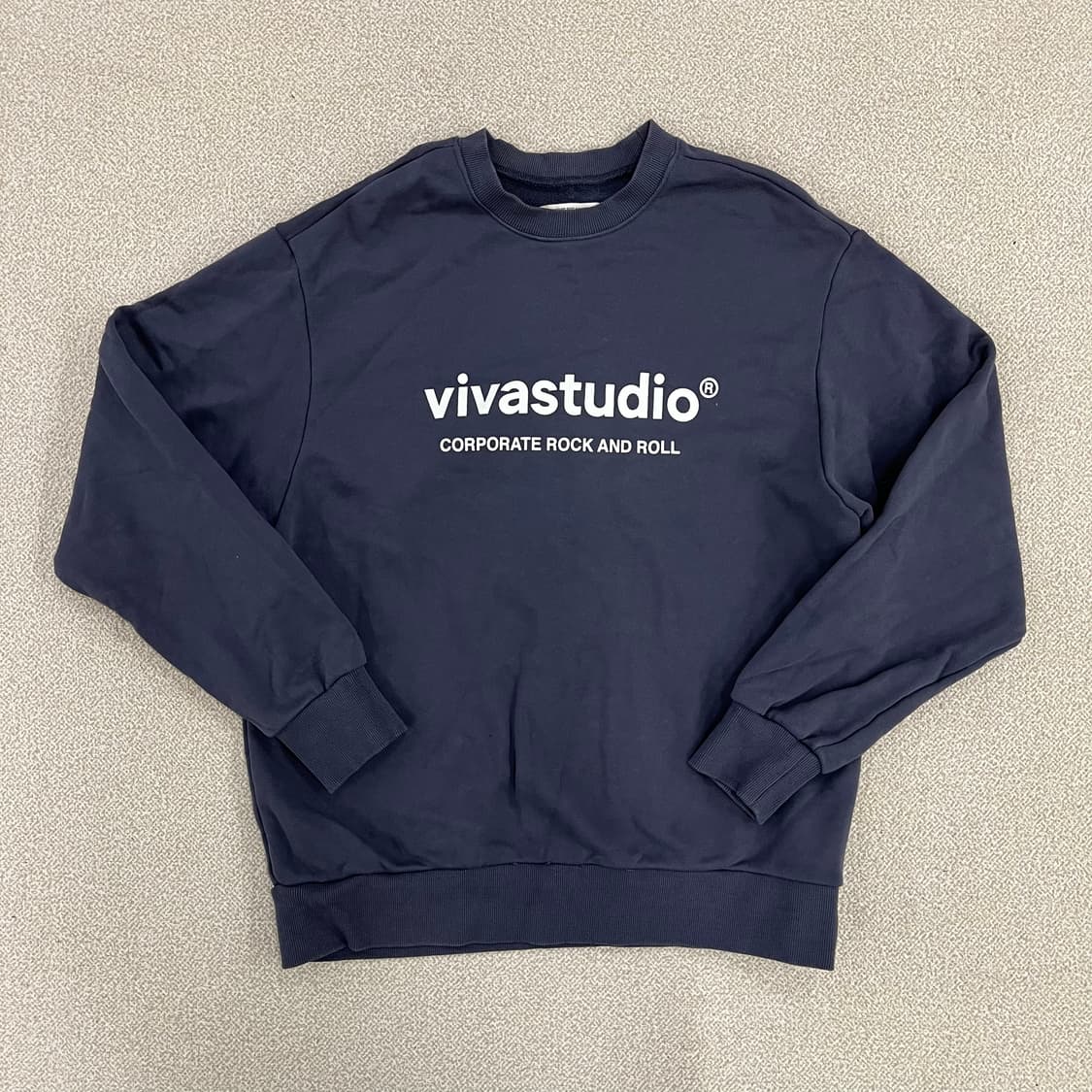 L 비바스튜디오 긴팔 맨투맨 스웻셔츠 0213M 상품이미지1