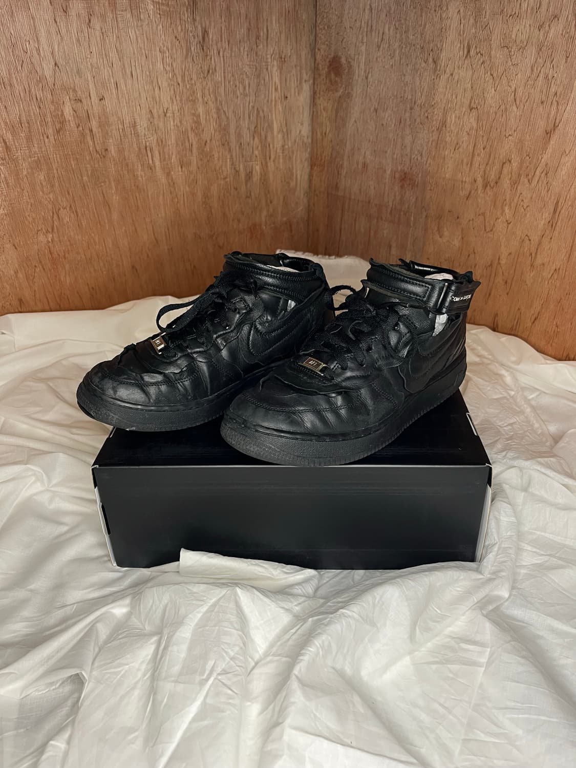 꼼데가르송 나이키 에어포스1 미드 블랙 상품이미지3