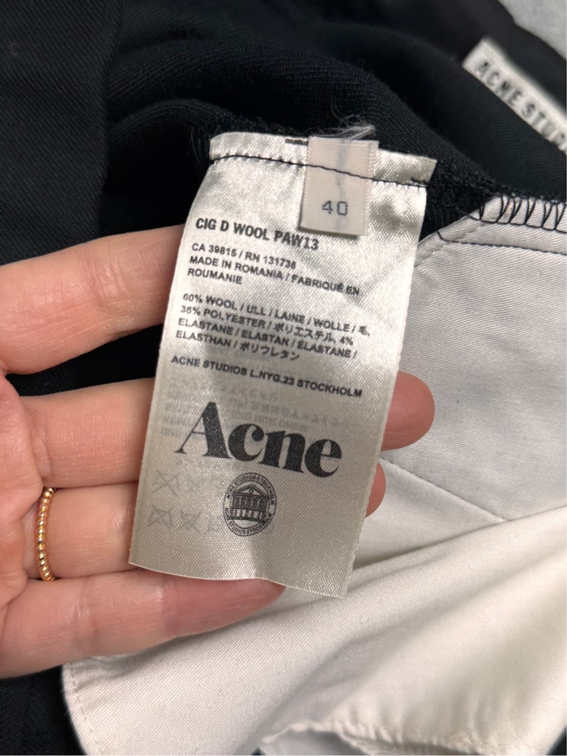(새상품)ACNE STUDIOS 블랙 울 슬랙스 40 상품이미지6