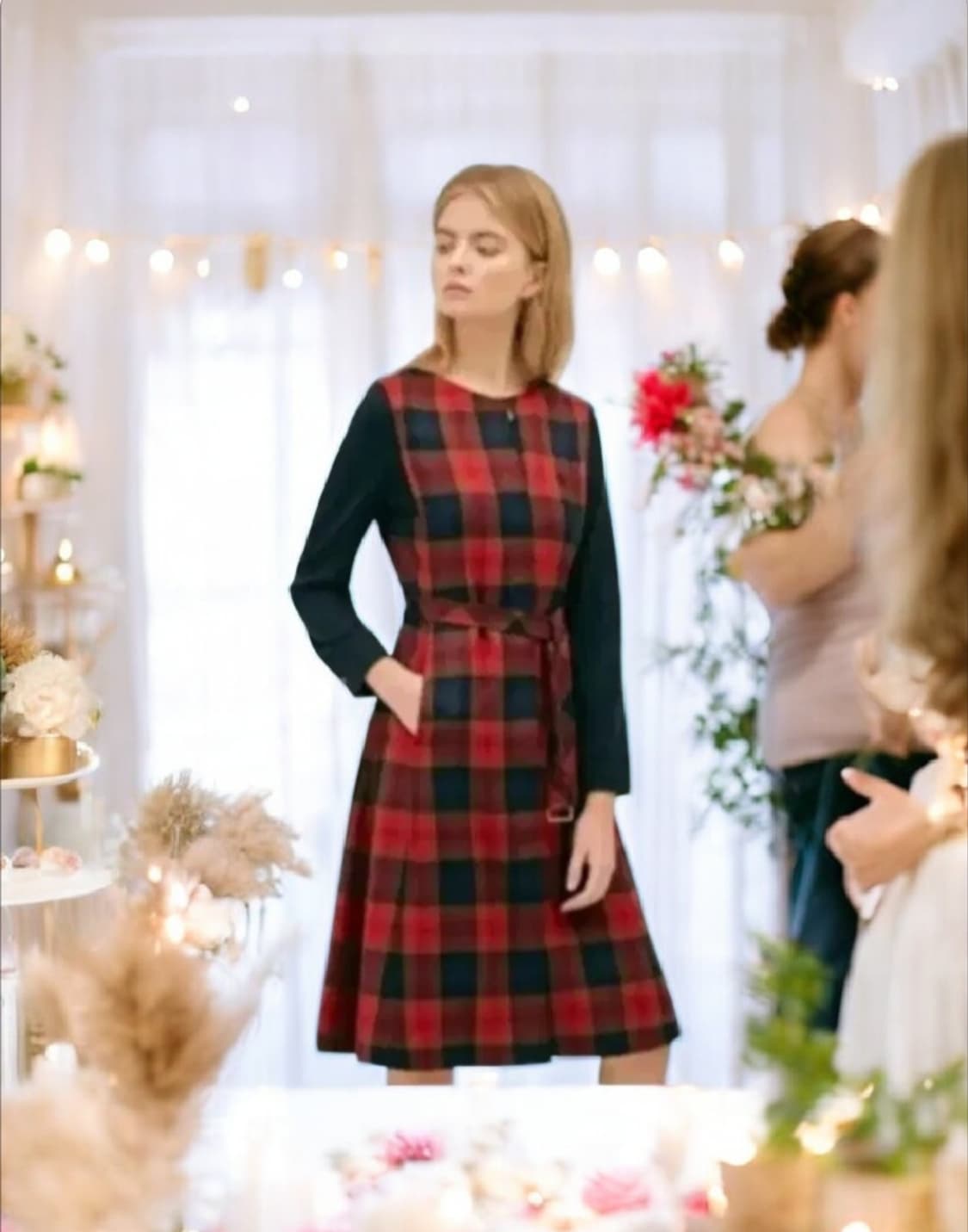 헤지스 레이디스 울100 체크 원피스 | 55~슬림66 | 미착용 상품이미지2