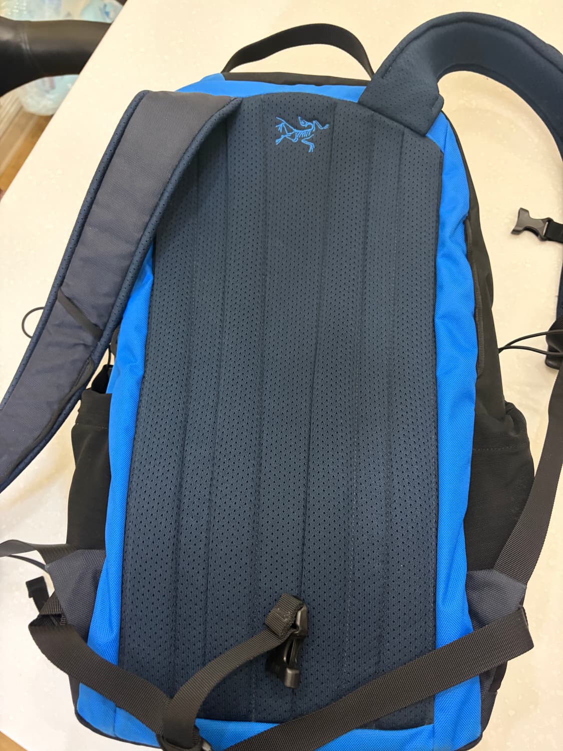 아크테릭스 x 빔즈 맨티스 26 백팩 보로 블루 상품이미지5