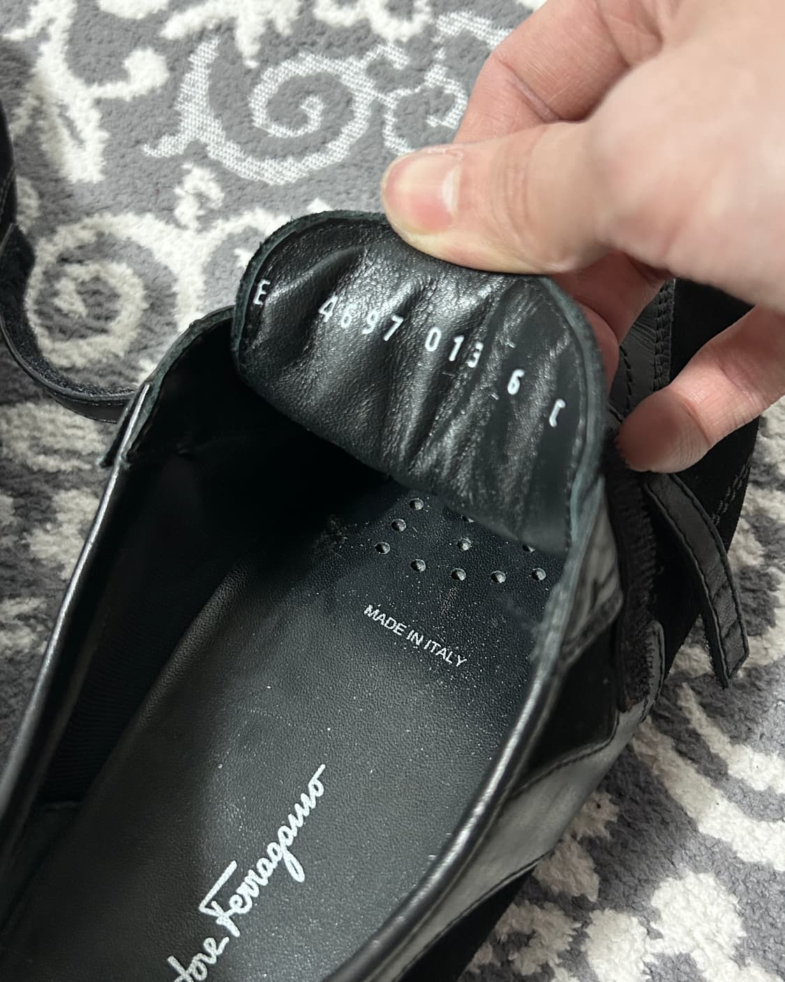 살바토레 페라가모 더블 스트랩 레더 스니커즈 상품이미지6