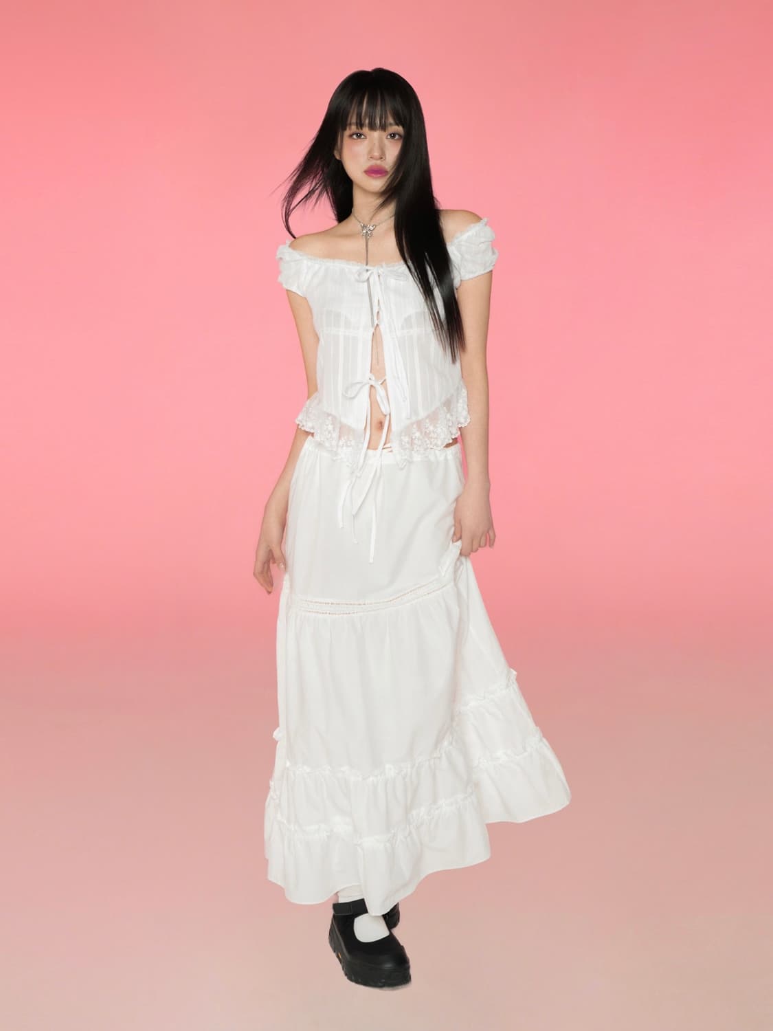 뉴얼린 Rosé lace button short-sleeves blous 상품이미지2