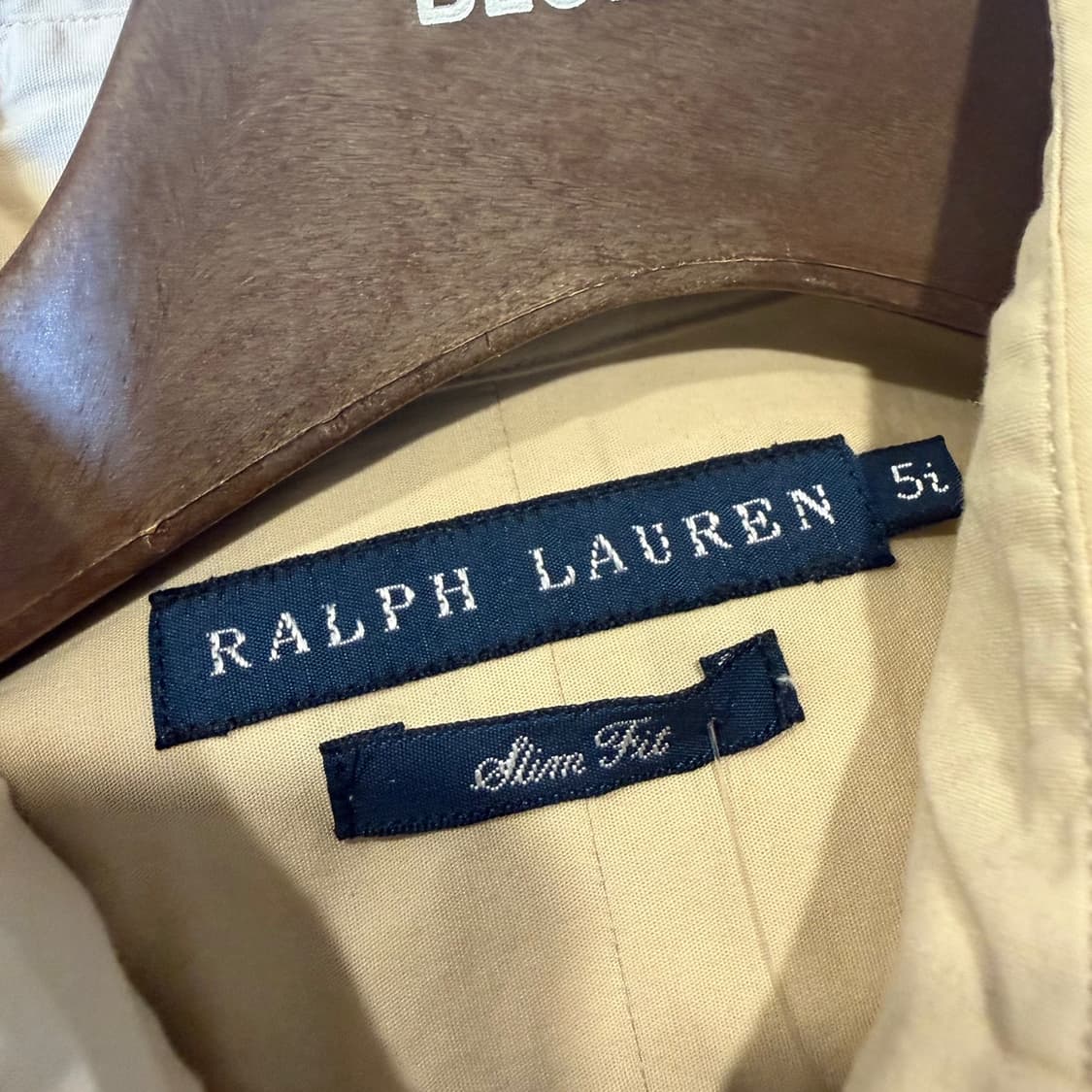 랄프로렌 베이직 코튼 셔츠 백 다트 소매자수 디테일 슬림핏 옐로우 상품이미지7