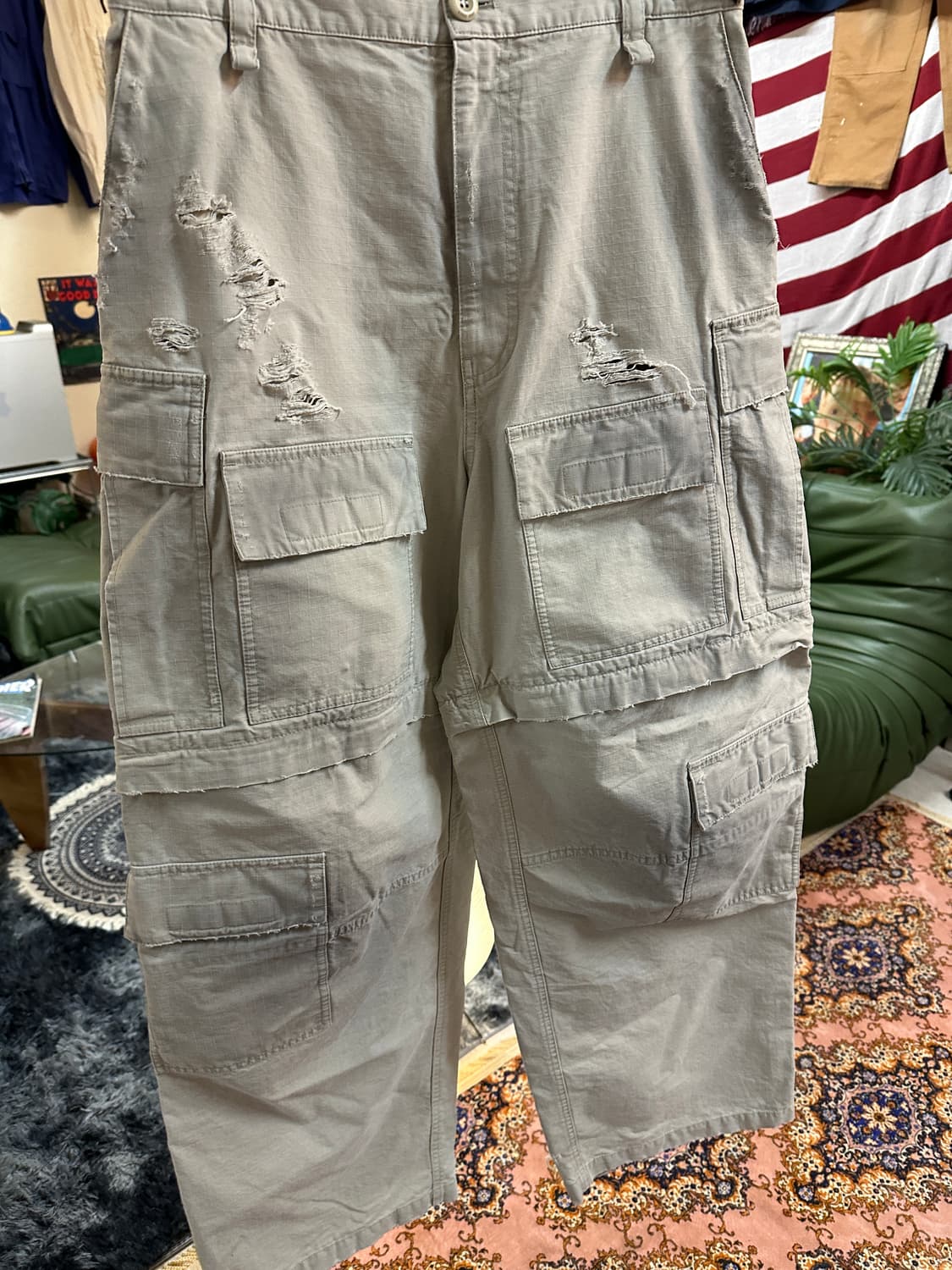 발렌시아가 23ss 립스탑 카고팬츠 상품이미지5