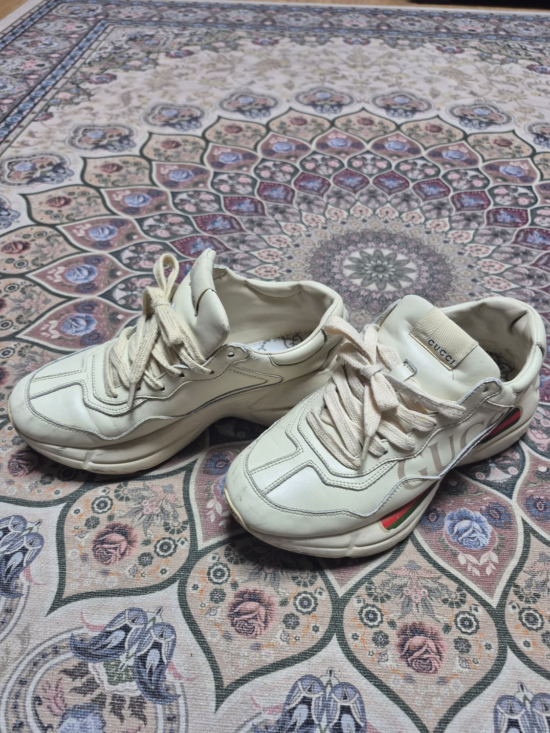 구찌여성스니커즈 상품이미지2