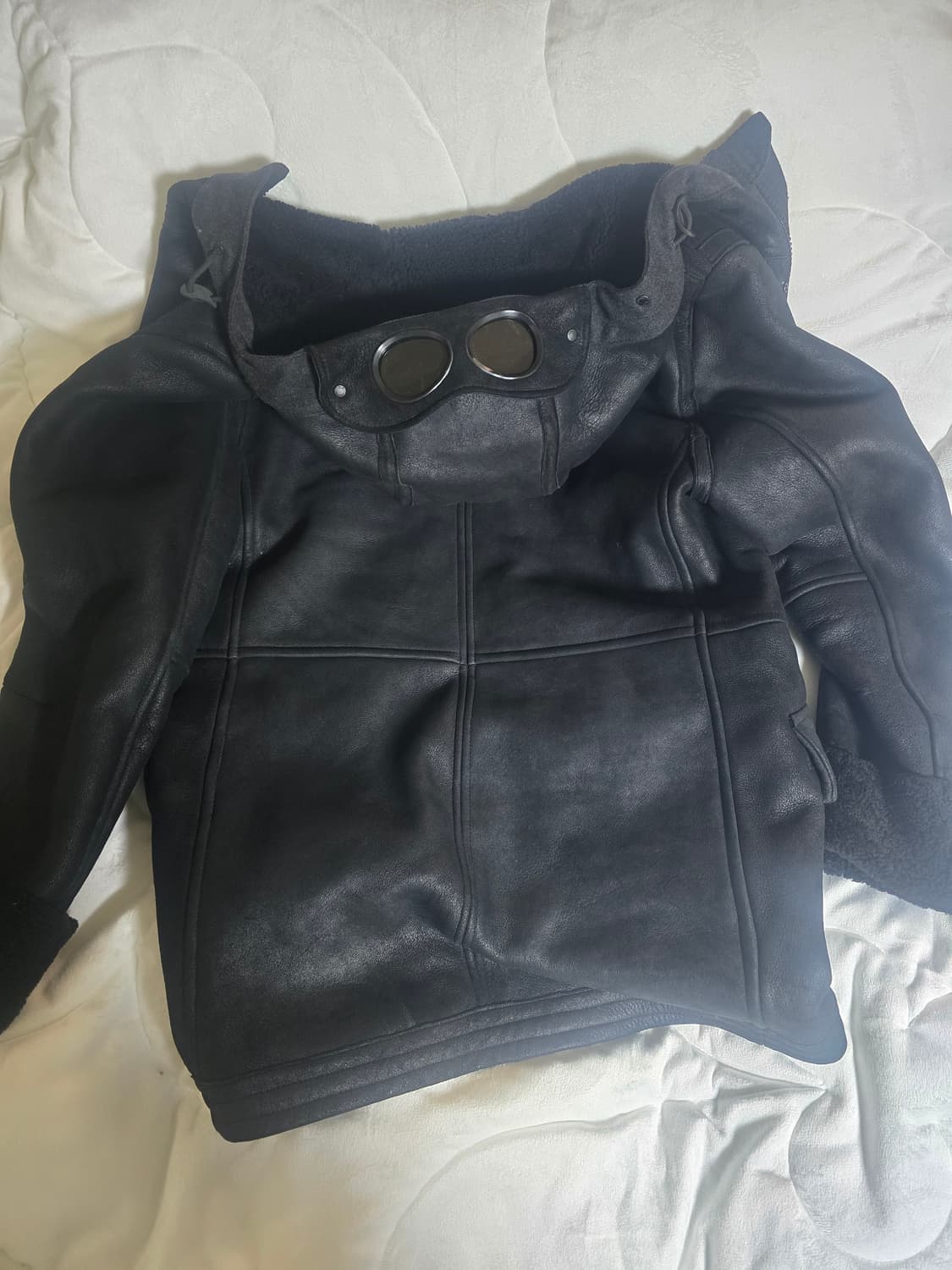 CP컴퍼니 고글 쉐어링 리얼 무스탕 (FGF 수입정품) 상품이미지4