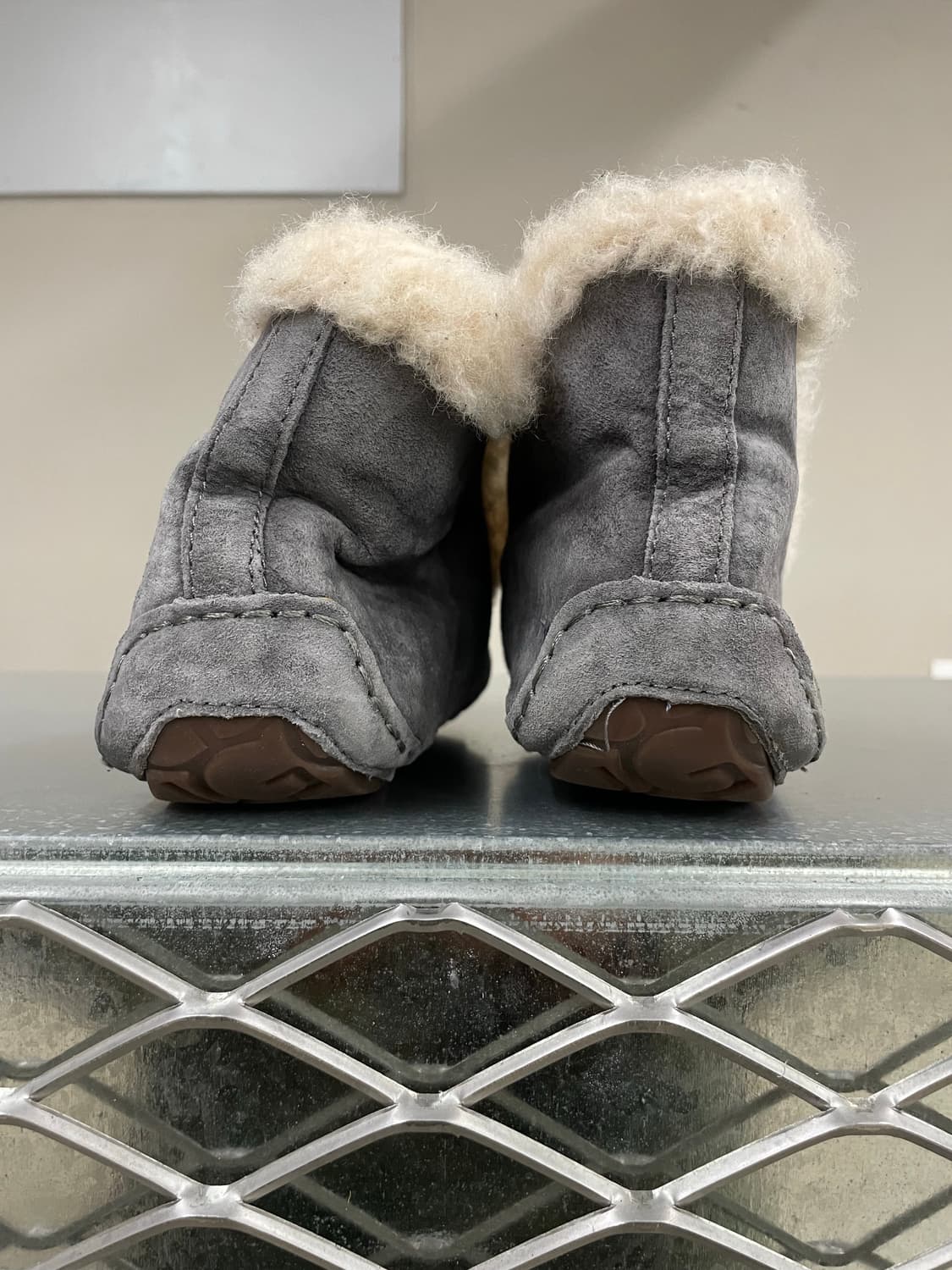 어그 알레나 모카신 230 상품이미지3