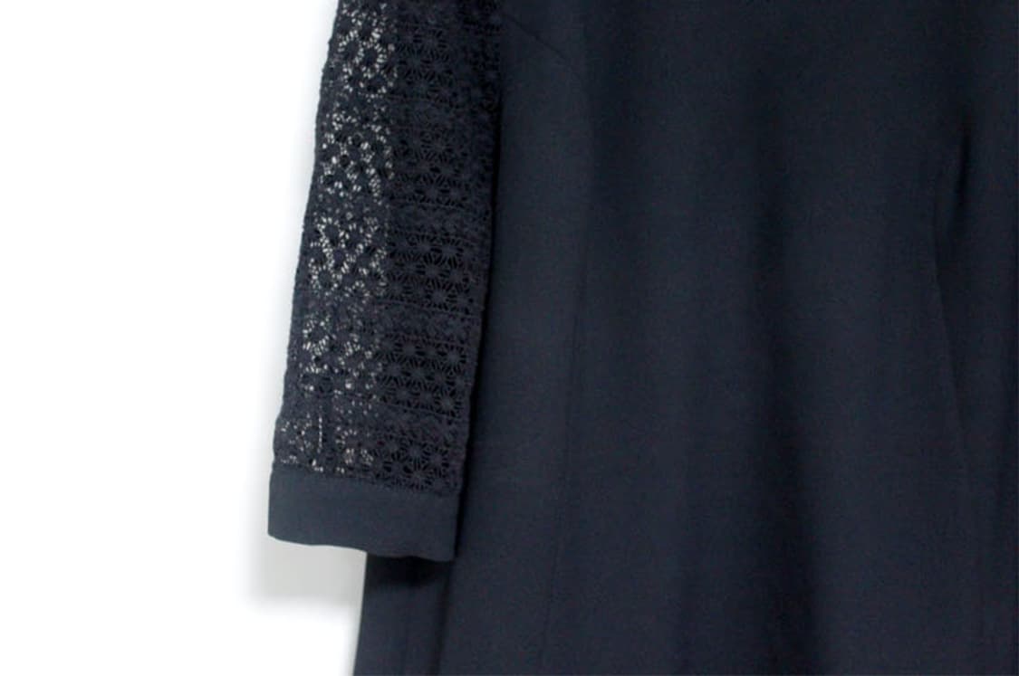 온앤온 블라우스 55사이즈 블라우스55 레이스블라우스 검정블라우스 상품이미지3