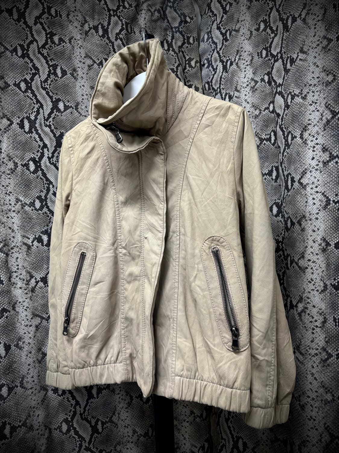 [Y2K]High-Neck Sand Bomber-Fit SheepSkin 상품이미지1