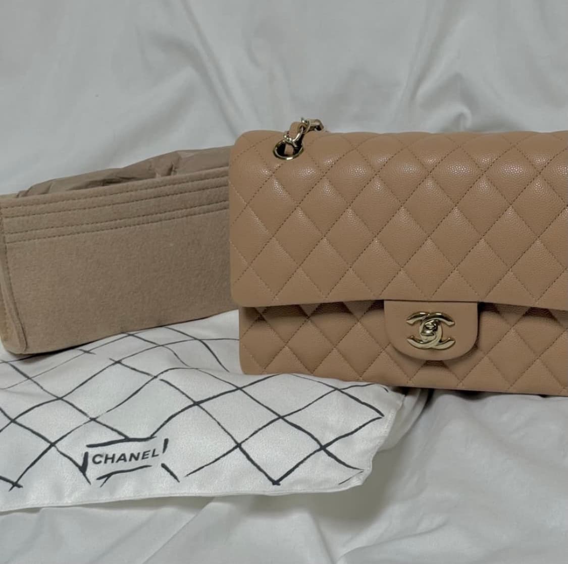 샤넬클래식 상품이미지3