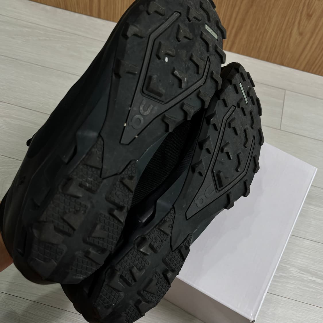 (290) 온 러닝 파프 클라우드벤쳐 블랙 상품이미지6