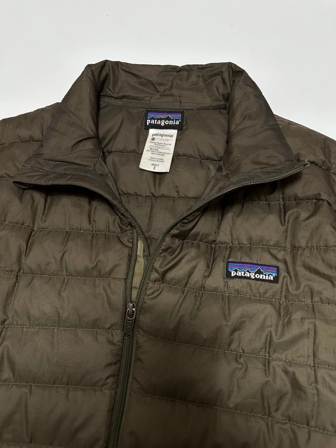 파타고니아 00s 브라운 경량패딩 상품이미지4