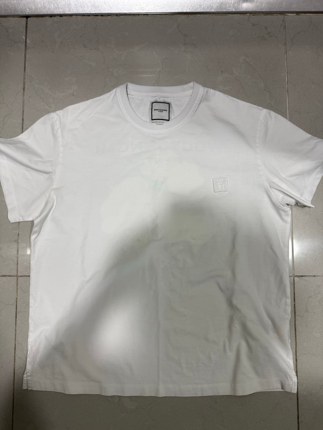 [당일출고,46사이즈] 우영미 플라워 화이트 반팔 상품이미지3