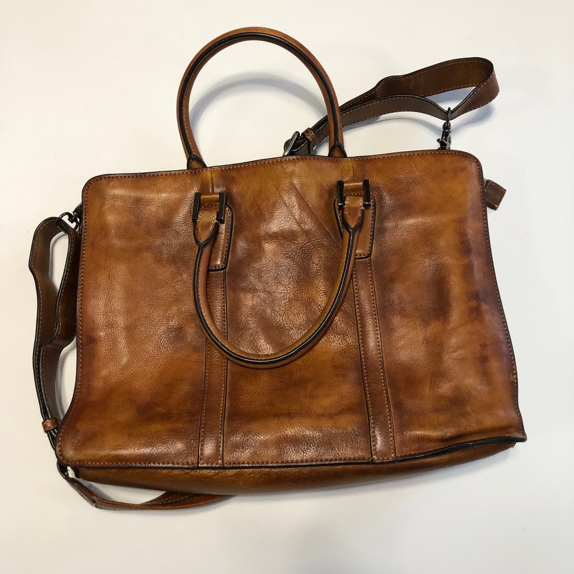 카우하이드 에이징 레더백 상품이미지1