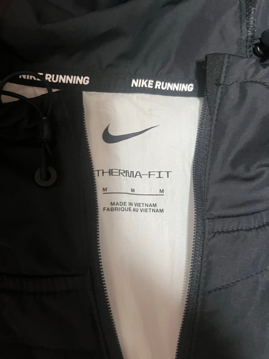 나이키 러닝 자켓 상품이미지3