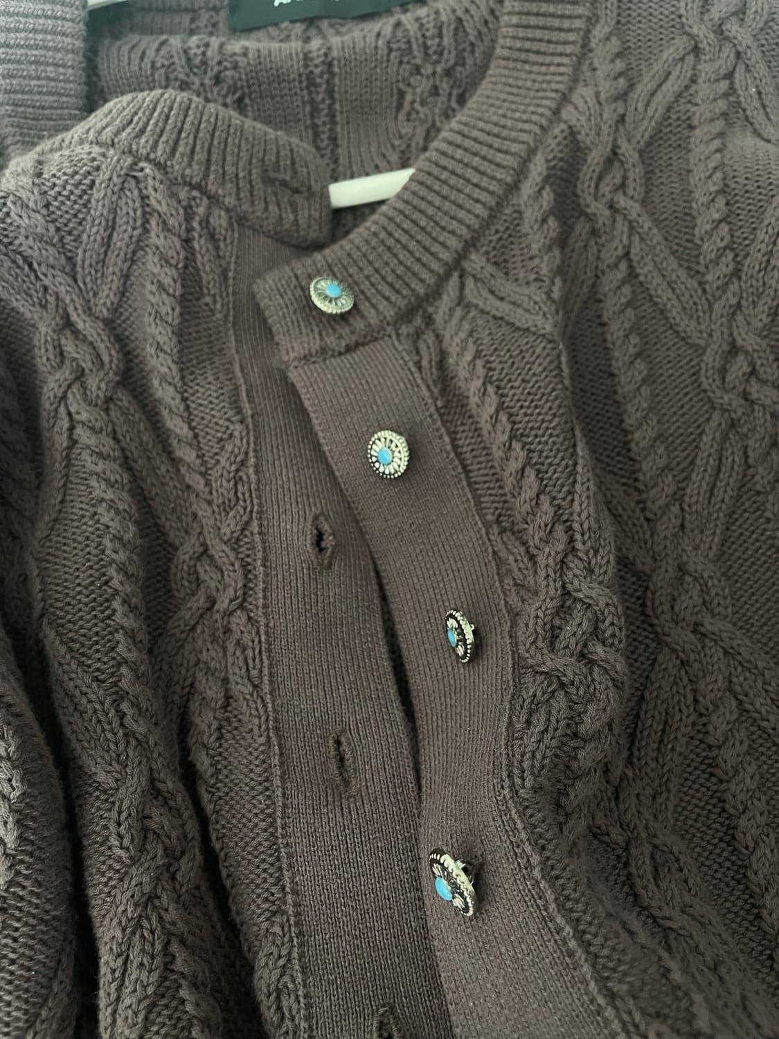 아캄 선버튼 패턴 가디건 상품이미지6