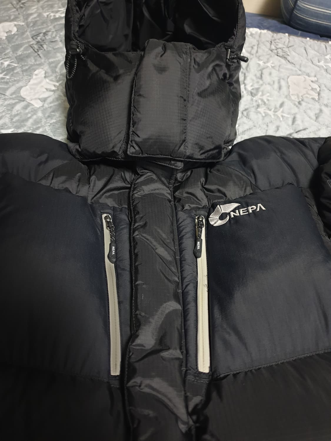 네파 EVOLUTION 필800 구스다운 패딩 블랙 (95) 상품이미지2