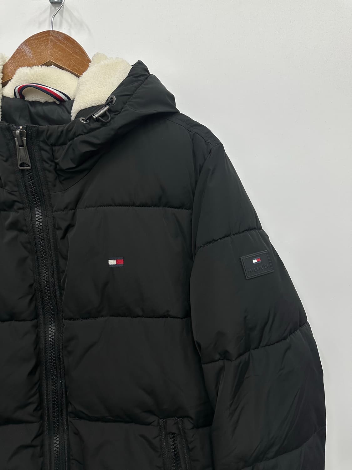 타미힐피거 블랙 패딩  상품이미지3