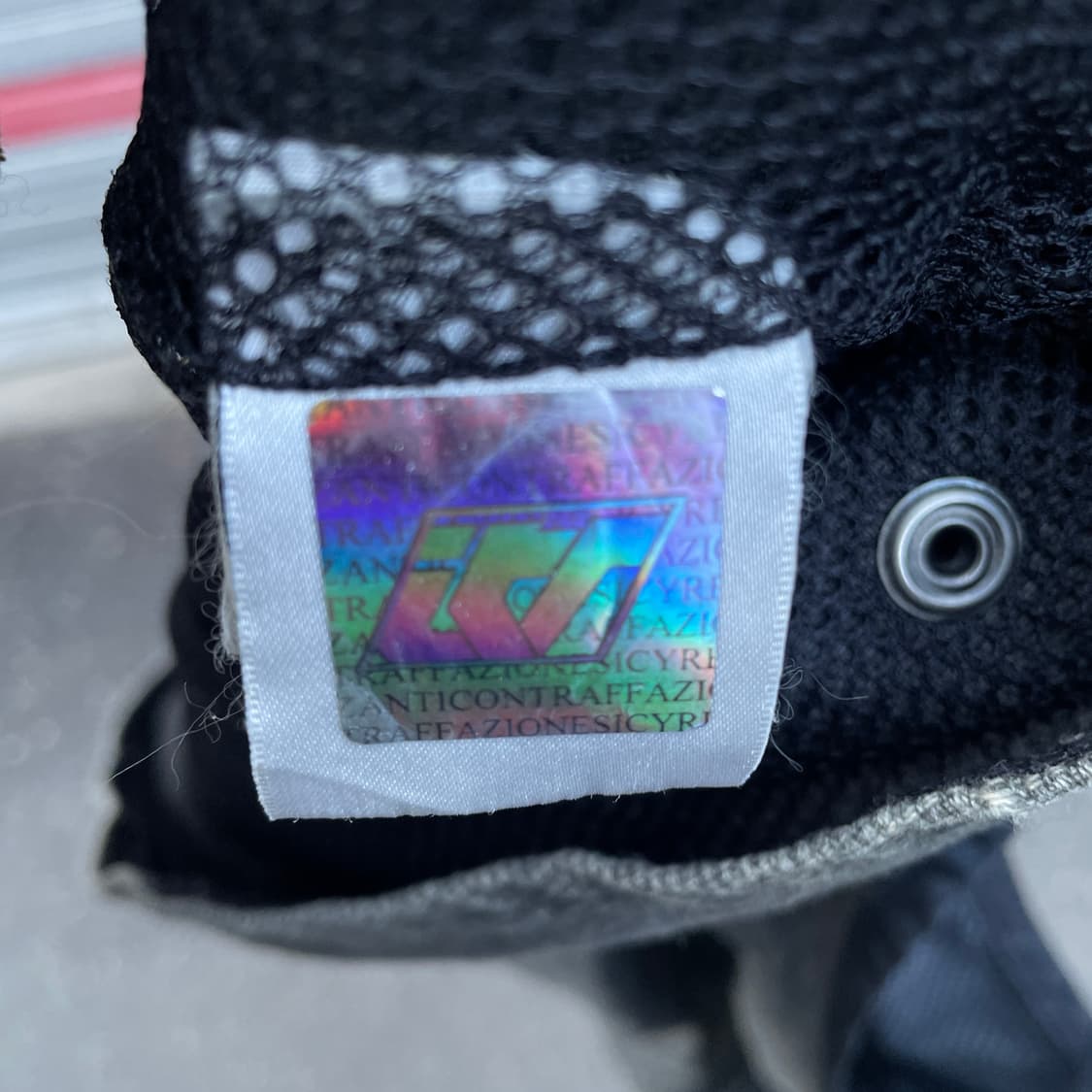 90s 베르사체 금장 메두사 자수 베스트 올드스쿨 빅로고 조끼 L 상품이미지9