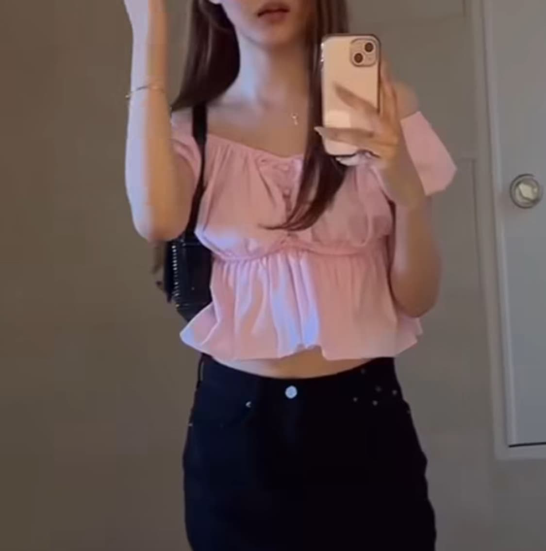 루루서울 오로즈 블라우스 핑크 구해요 상품이미지3