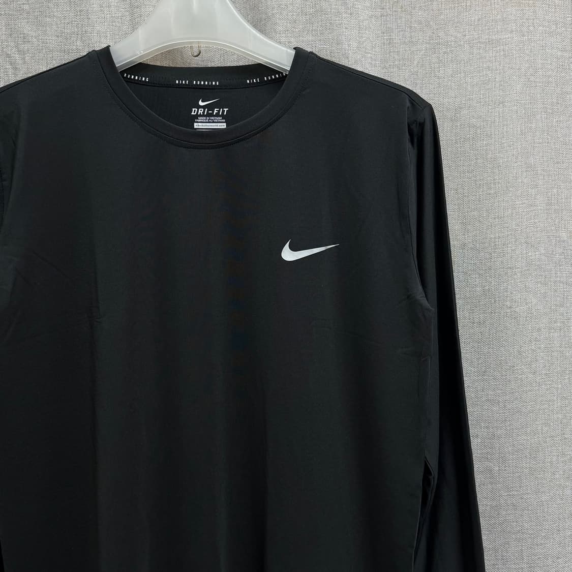 [미사용/L] 나이키 드라이핏 블랙 긴팔 티셔츠 상품이미지3
