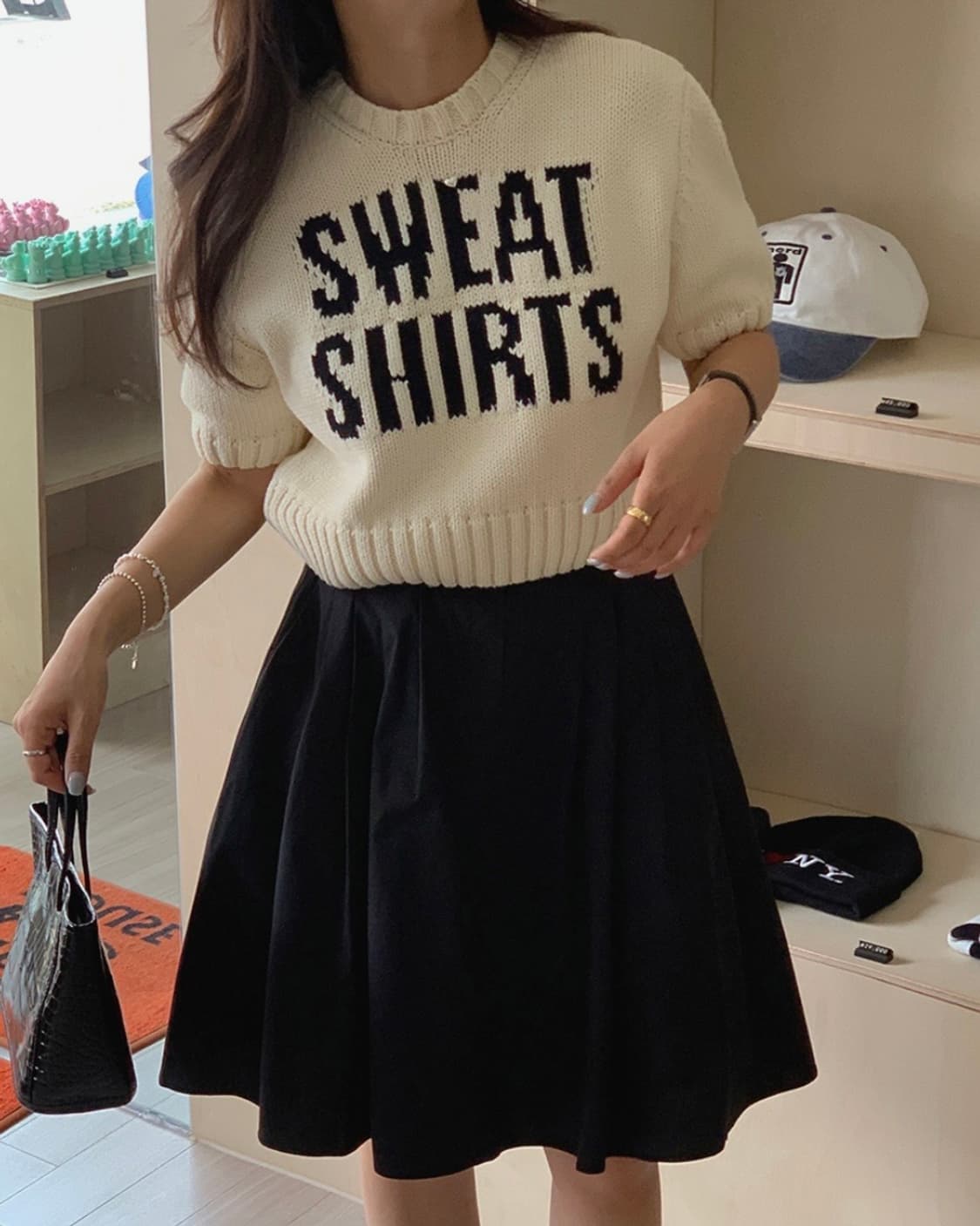 레터링 크롭 반팔 니트 상품이미지2