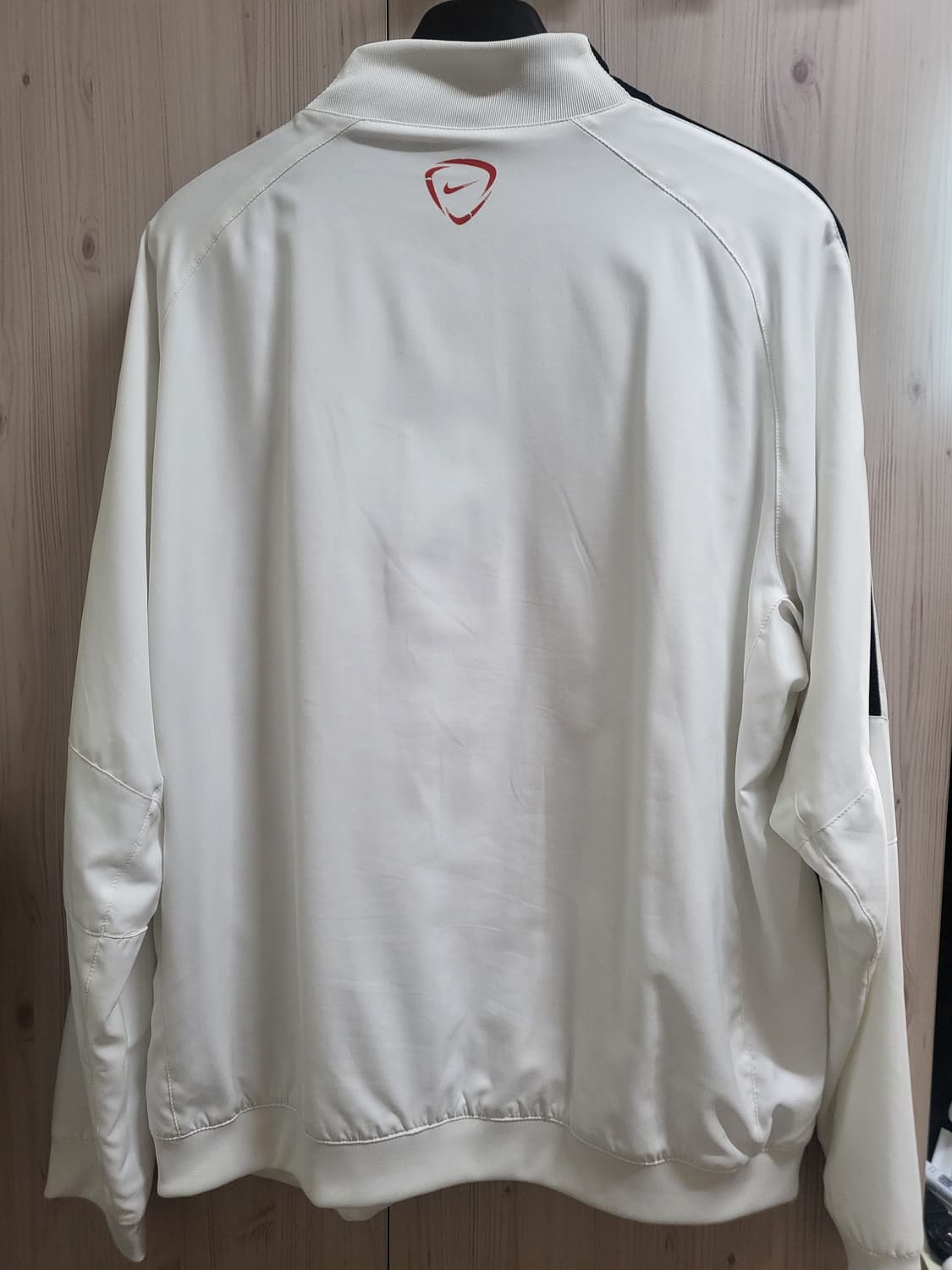 해외판 나이키 13-14 맨유 시그니처 로고 트랙자켓 화이트 상품이미지4