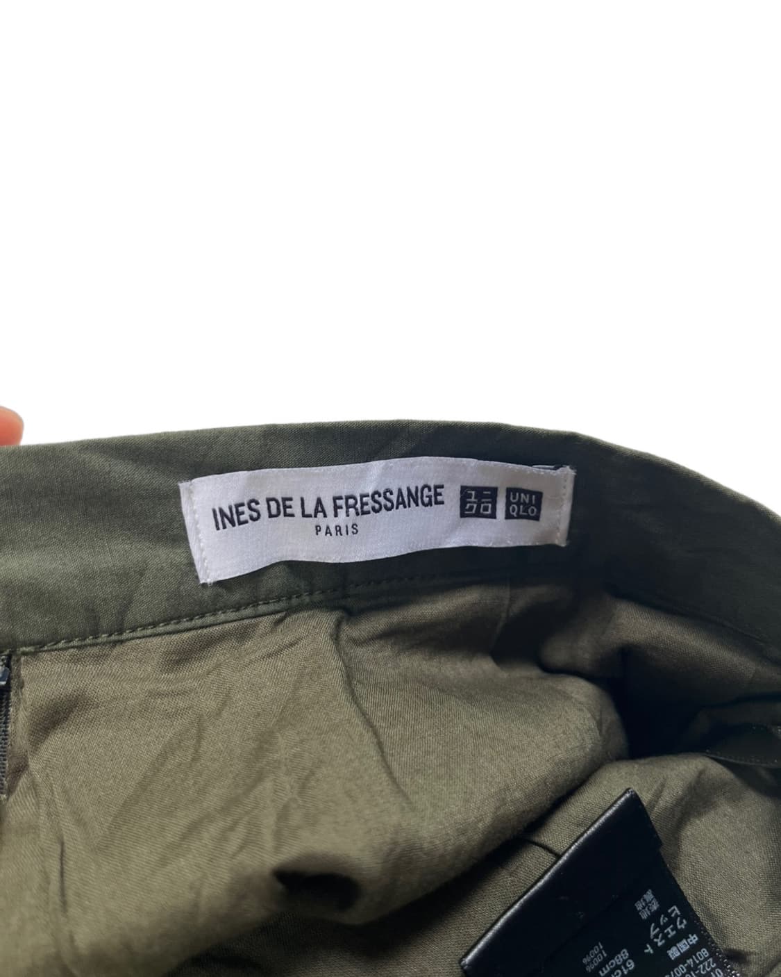 Khaki pin tuck skirt 상품이미지3