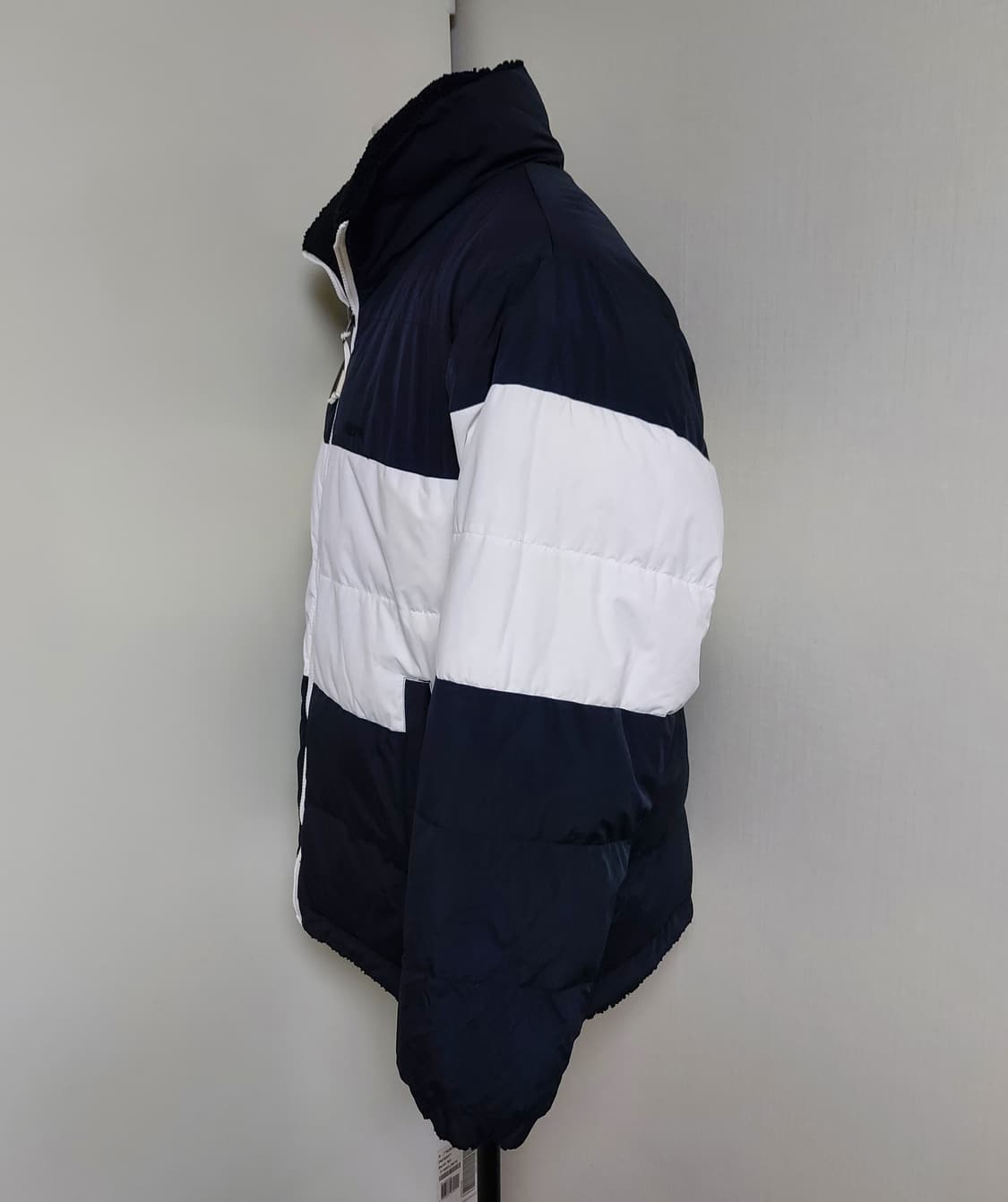 네파 듀오 리버시블 구스다운 뽀글이 양면 자켓 (100)
 상품이미지5