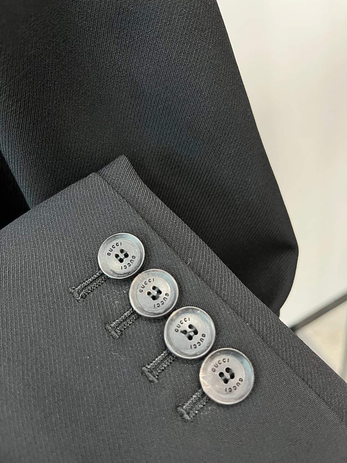 105) 구찌  
블랙 트윌 자켓 춘추 자켓 상품이미지5