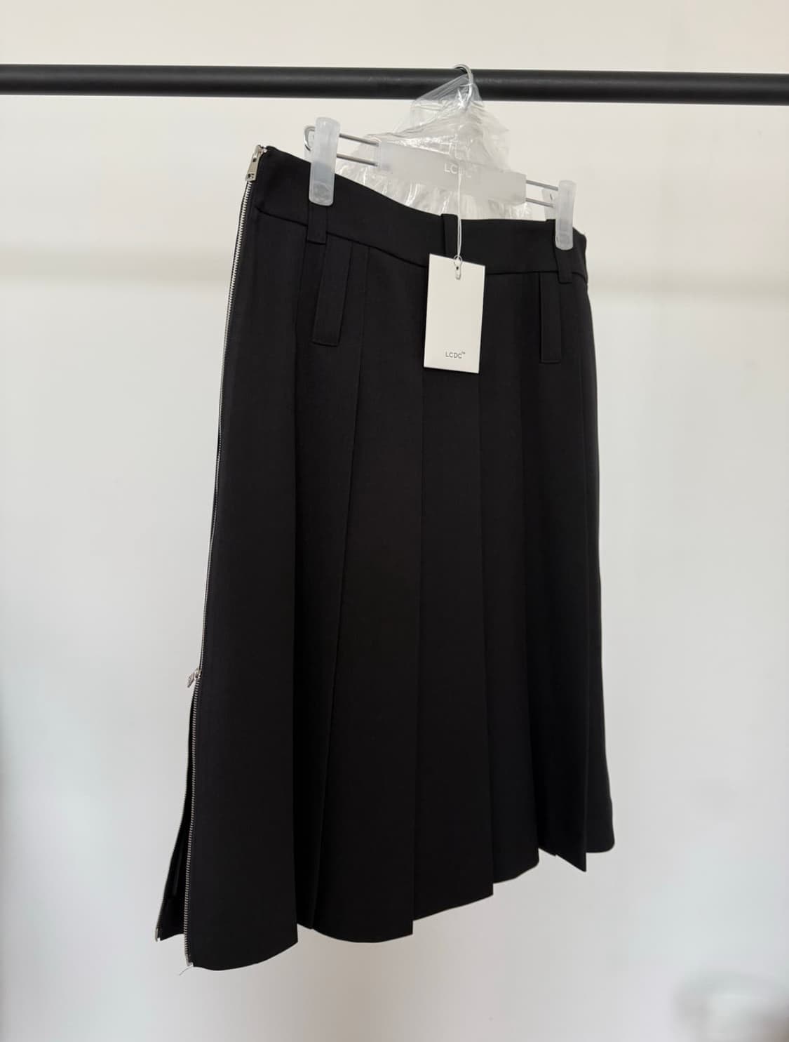 LCDC 블랙 플리츠 스커트 상품이미지4