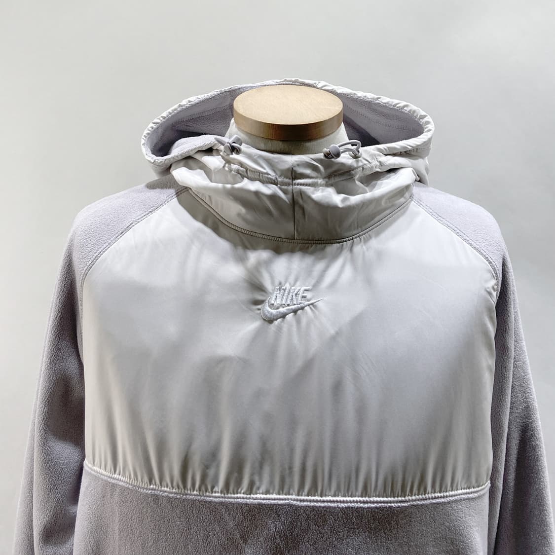 나이키 남성 윈터후디 그레이 95M 상품이미지2